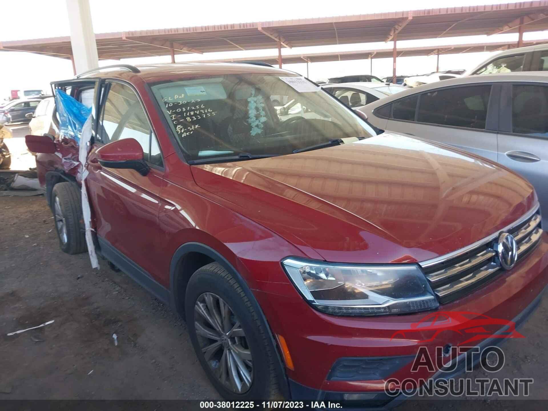 VOLKSWAGEN TIGUAN 2018 - 3VV1B7AX8JM031256