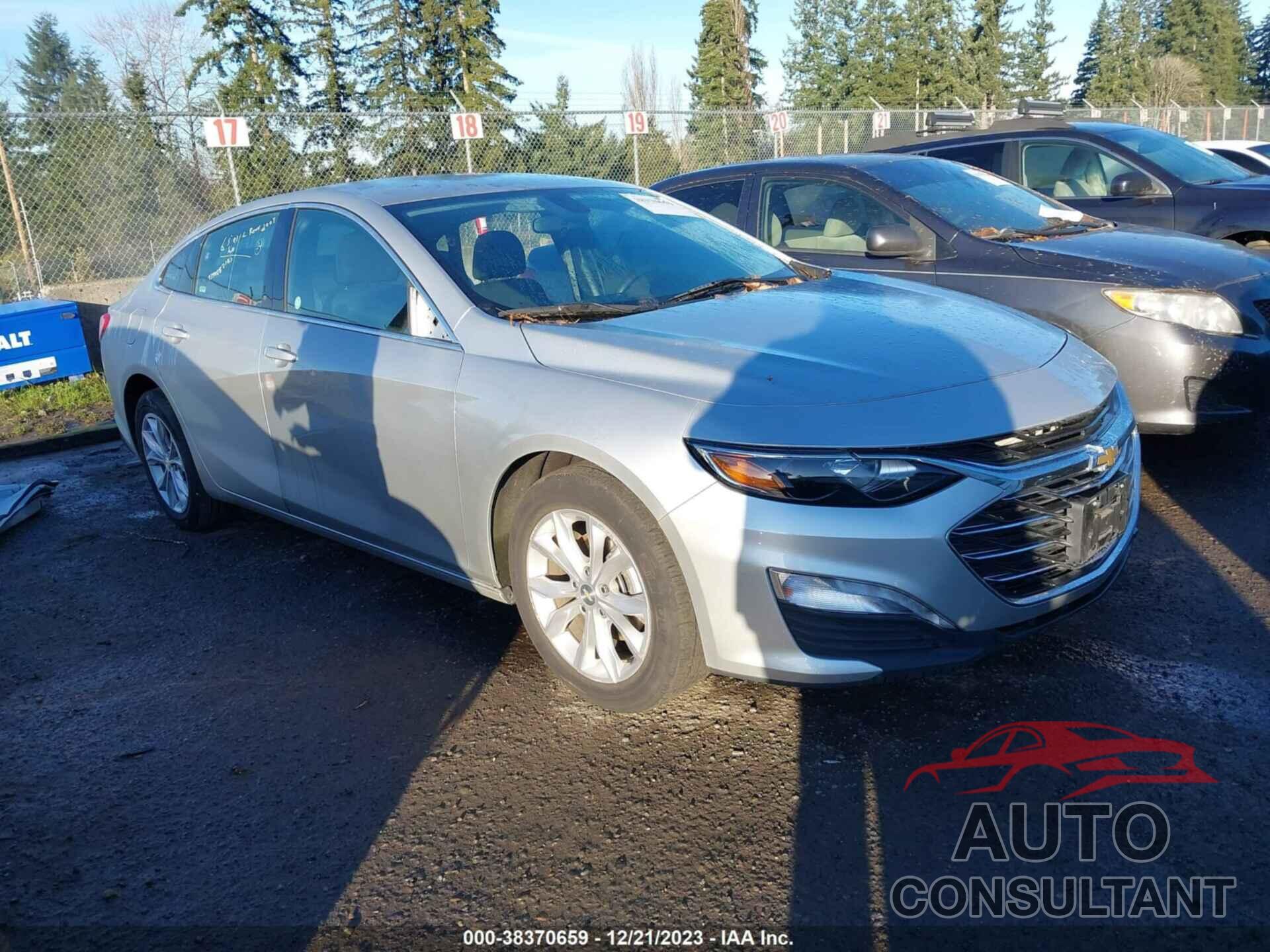 CHEVROLET MALIBU 2022 - 1G1ZD5ST3NF149192