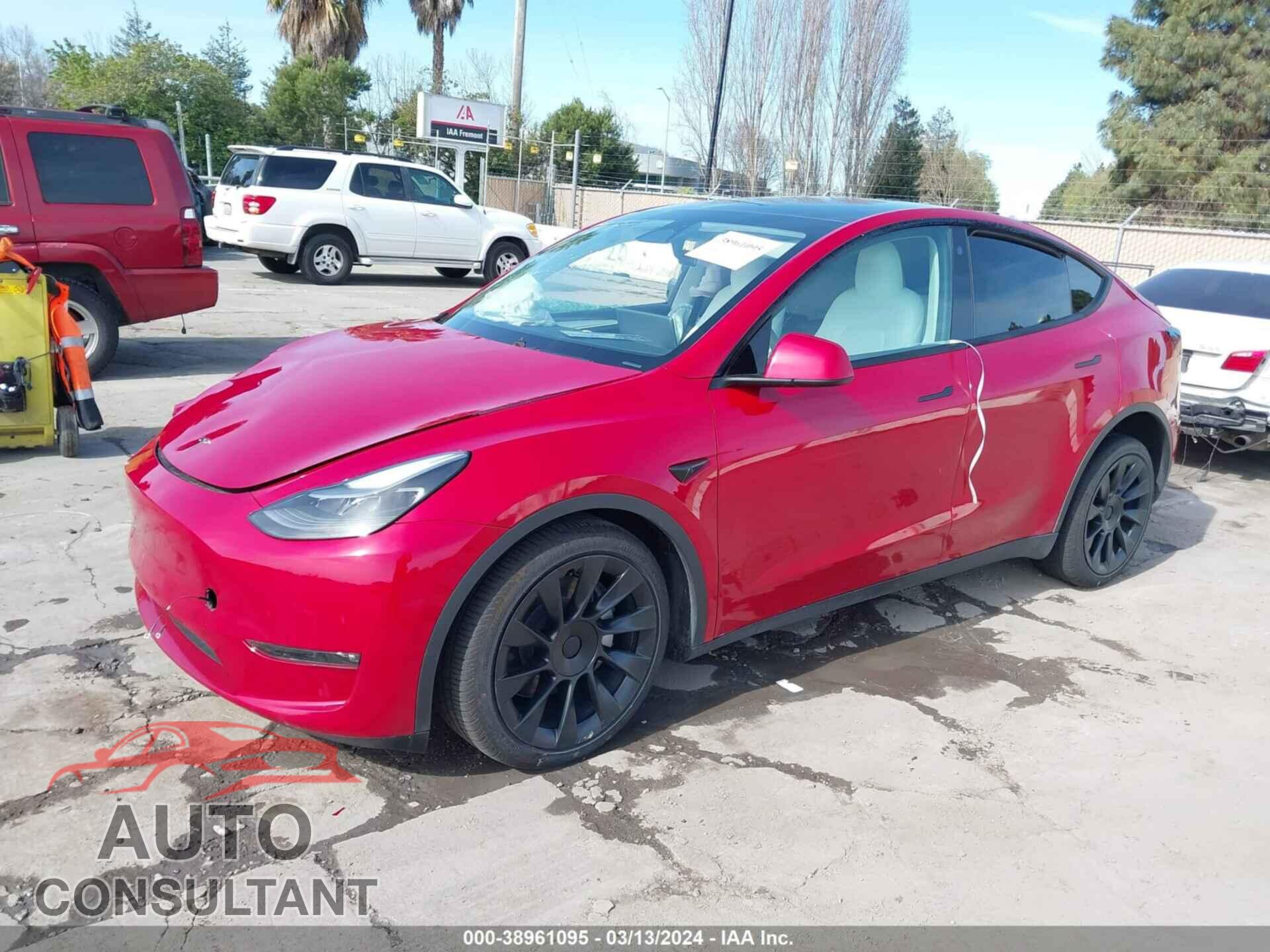 TESLA MODEL Y 2023 - 7SAYGDEE9PF635890