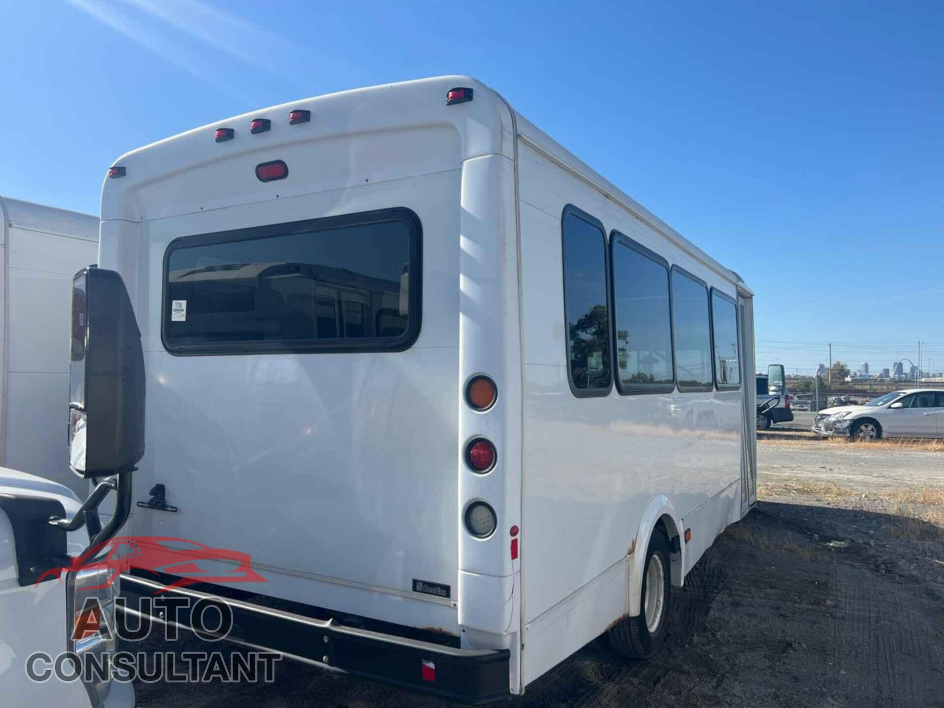FORD E-450 CUTAWAY 2017 - 1FDFE4FS4HDC32001