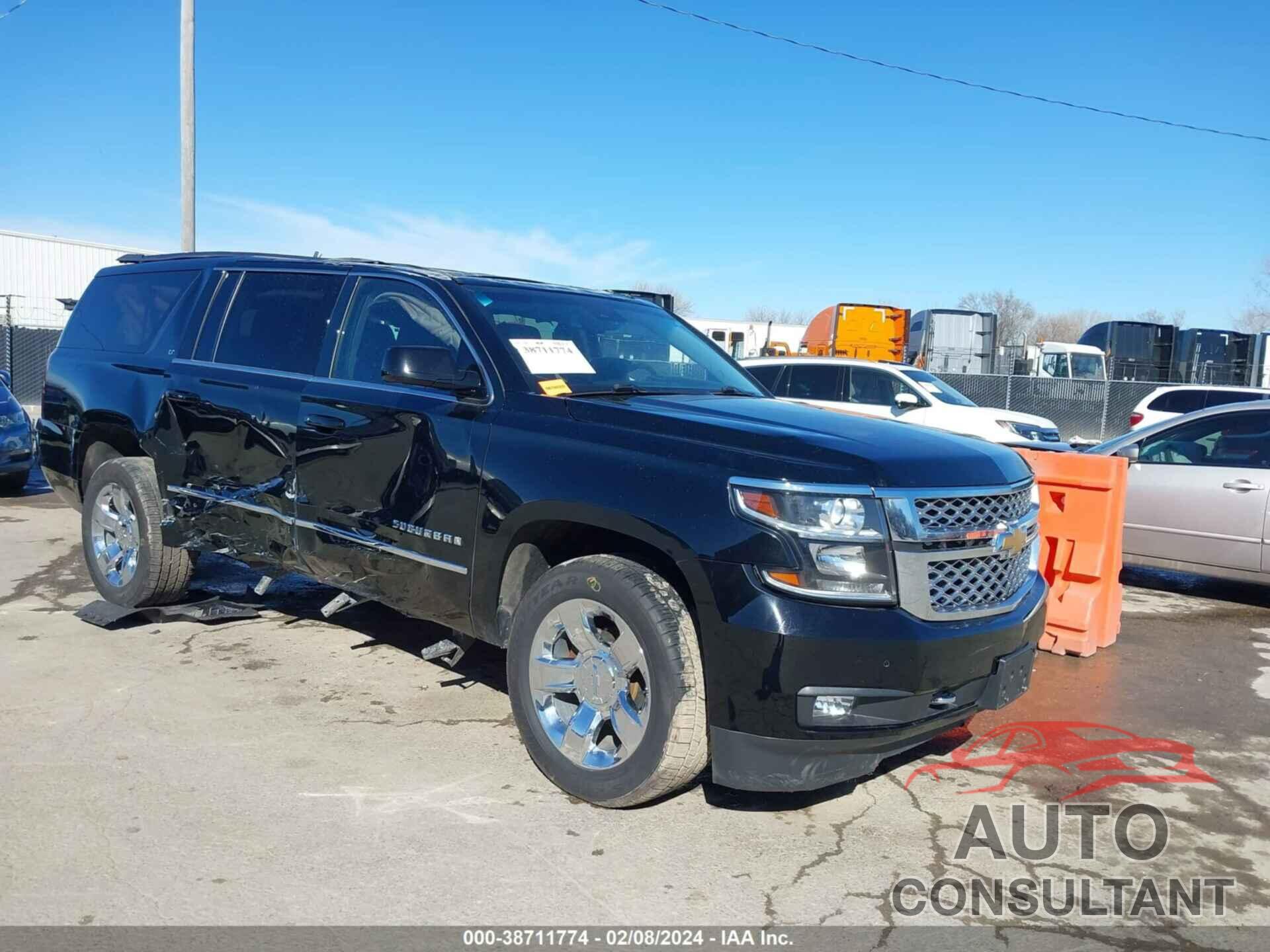 CHEVROLET SUBURBAN 2018 - 1GNSKHKC3JR151735