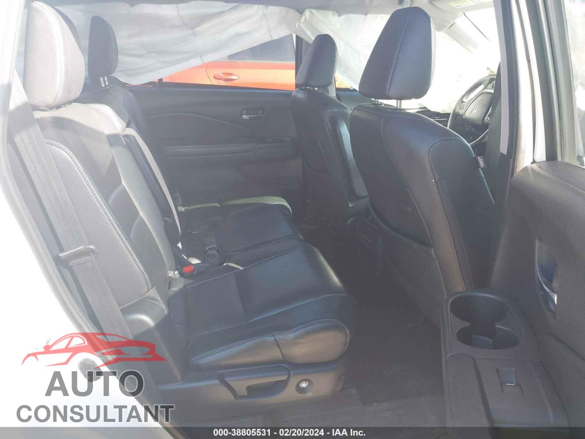 HONDA PILOT 2017 - 5FNYF5H56HB036237