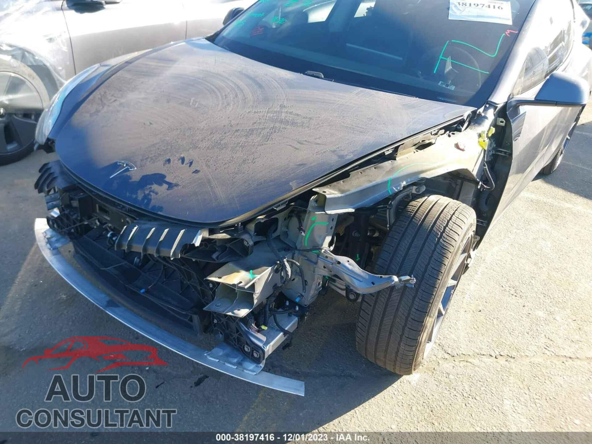 TESLA MODEL 3 2021 - 5YJ3E1EB5MF995719