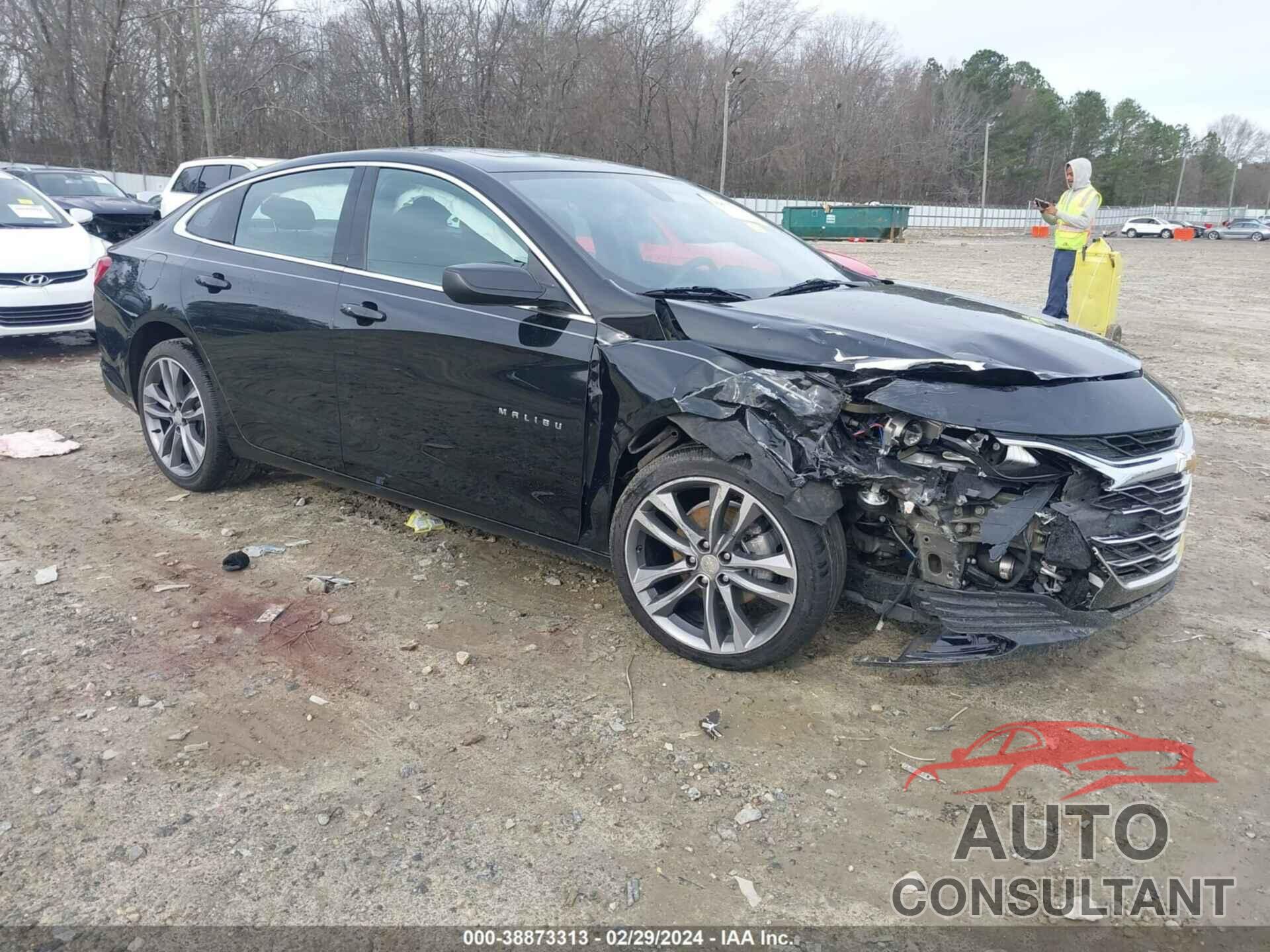CHEVROLET MALIBU 2021 - 1G1ZD5ST4MF020506