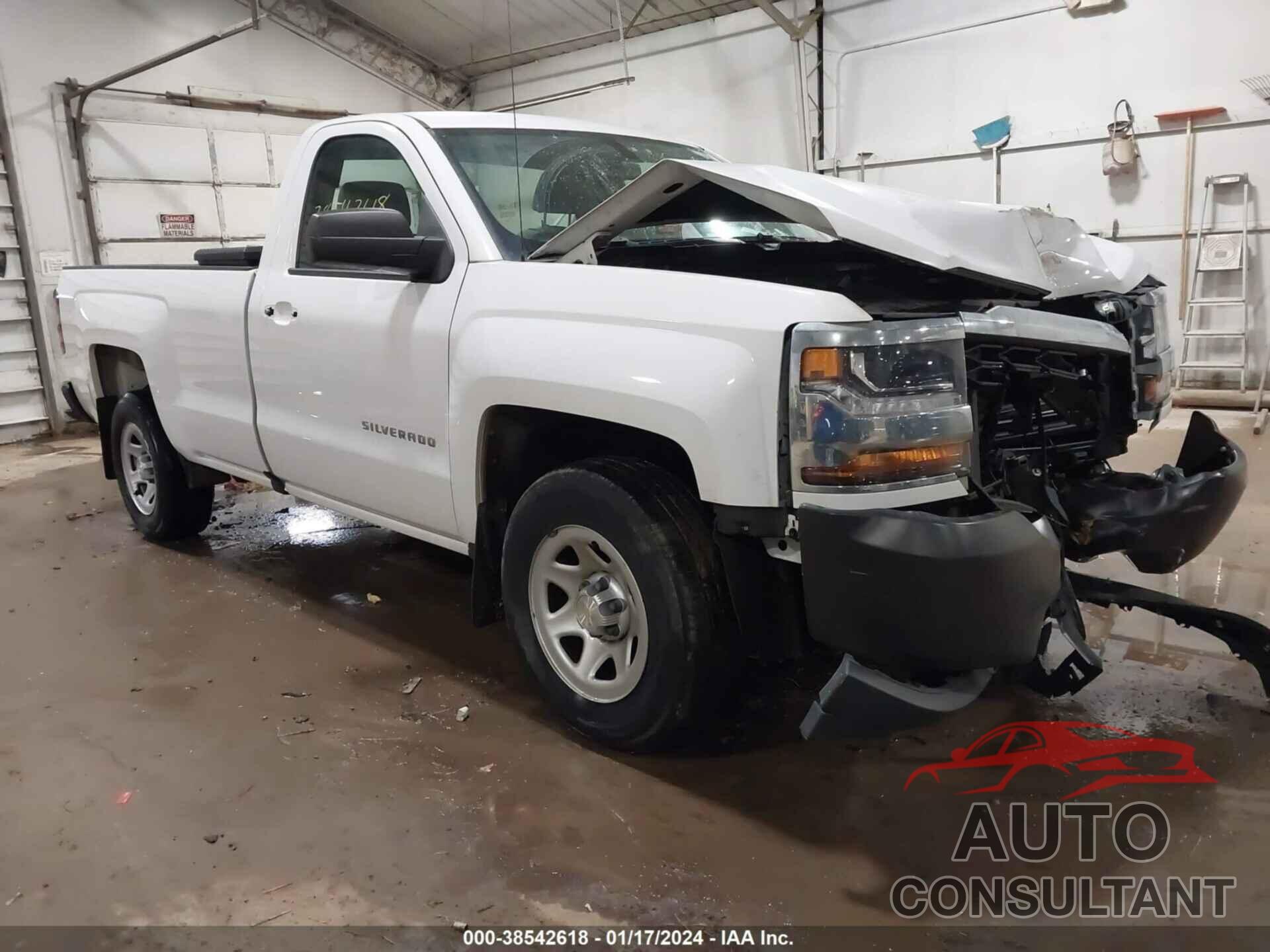 CHEVROLET SILVERADO 1500 2018 - 1GCNCNEH5JZ347992
