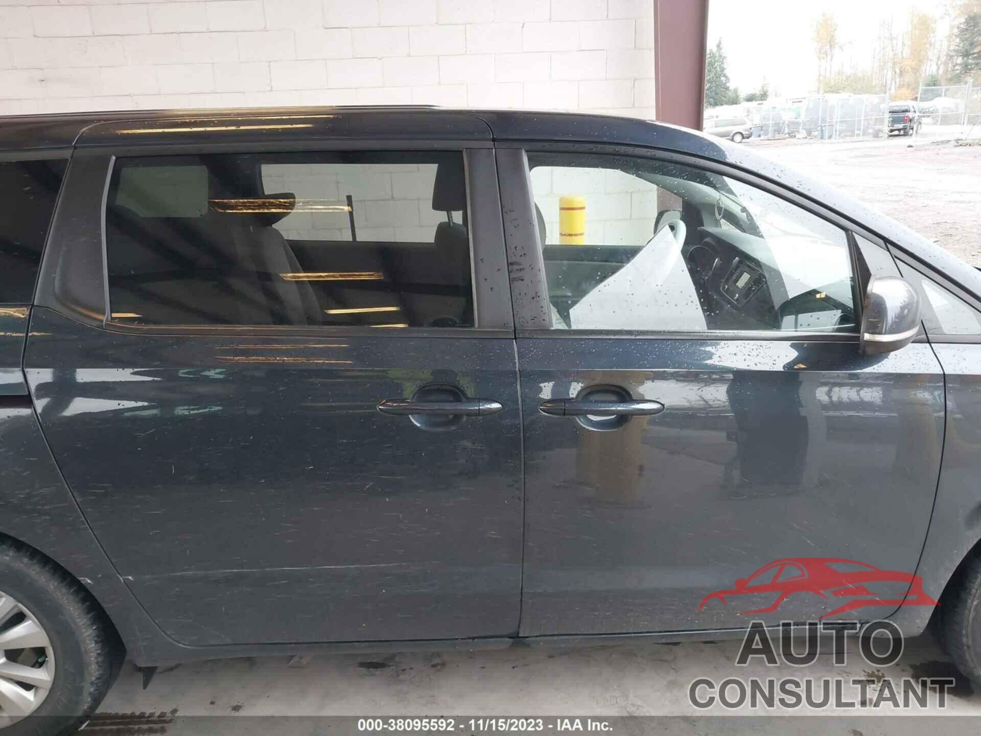 KIA SEDONA 2017 - KNDMB5C13H6219816