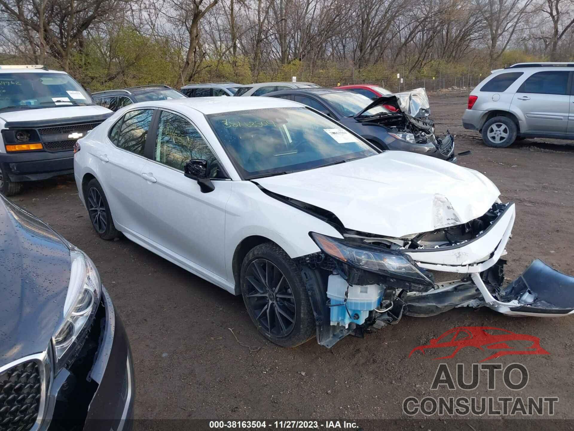TOYOTA CAMRY 2021 - 4T1G11AK8MU480865