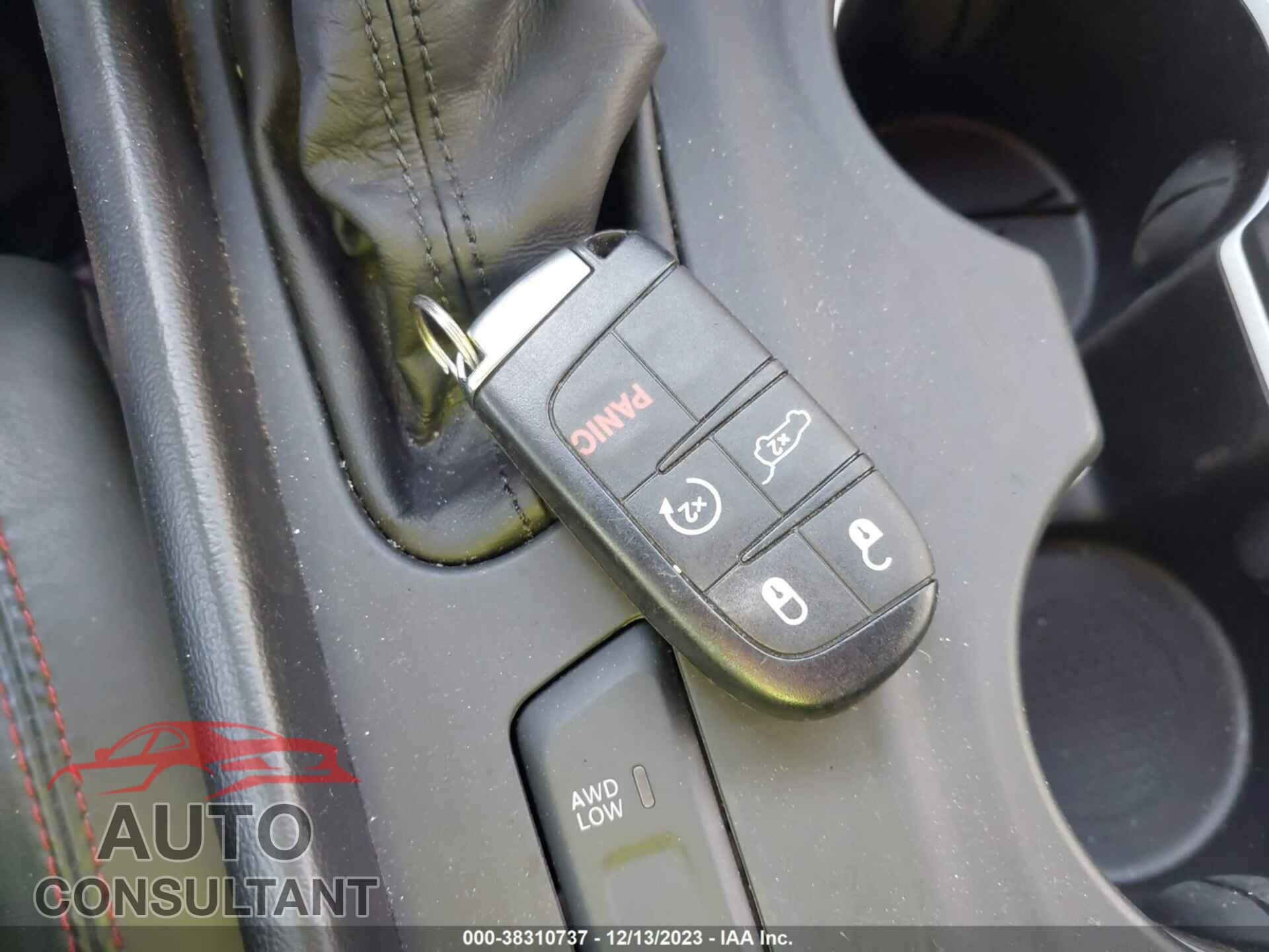 DODGE DURANGO 2023 - 1C4SDJCT8PC559295