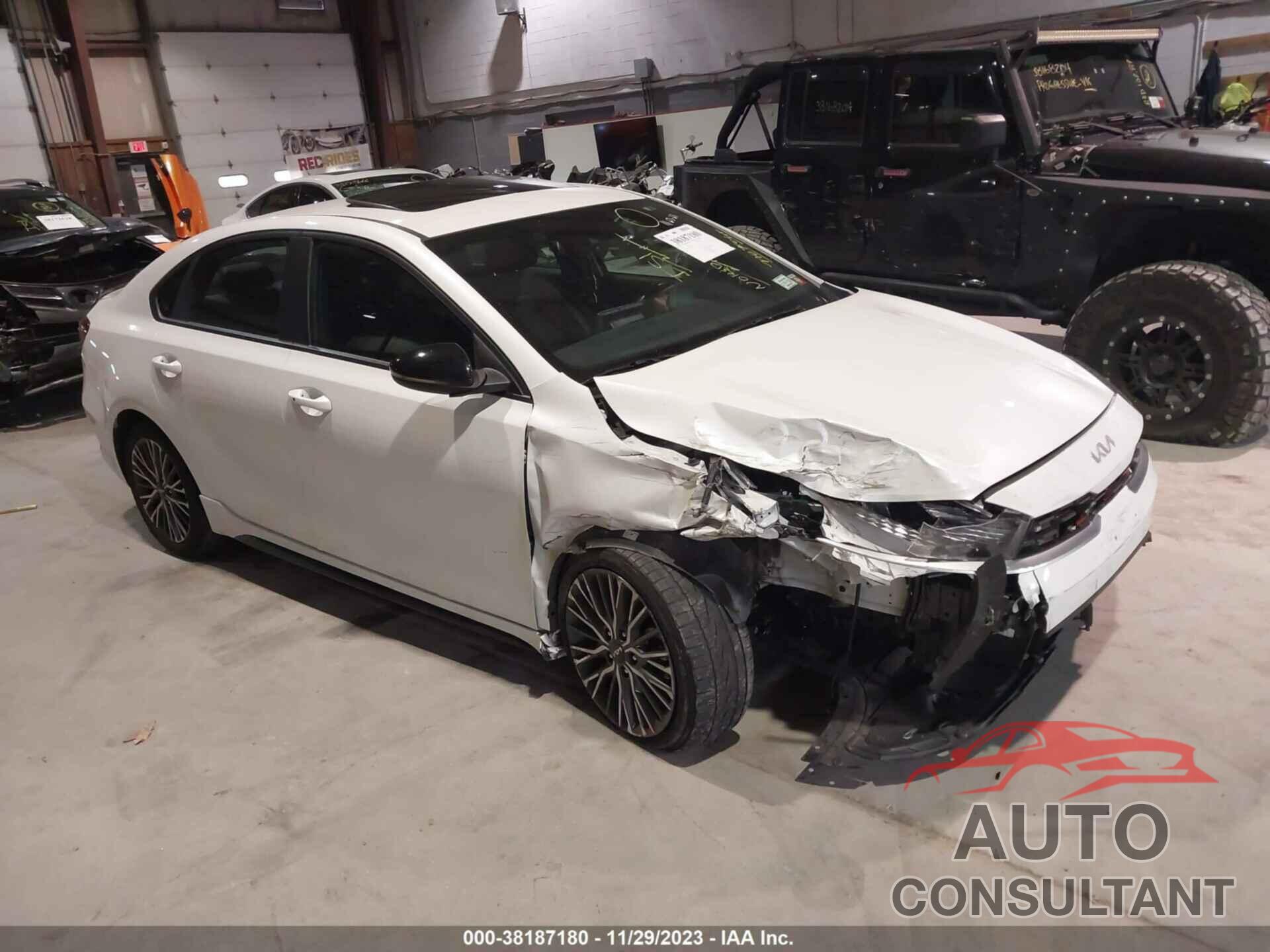 KIA FORTE 2023 - 3KPF54AD1PE581059