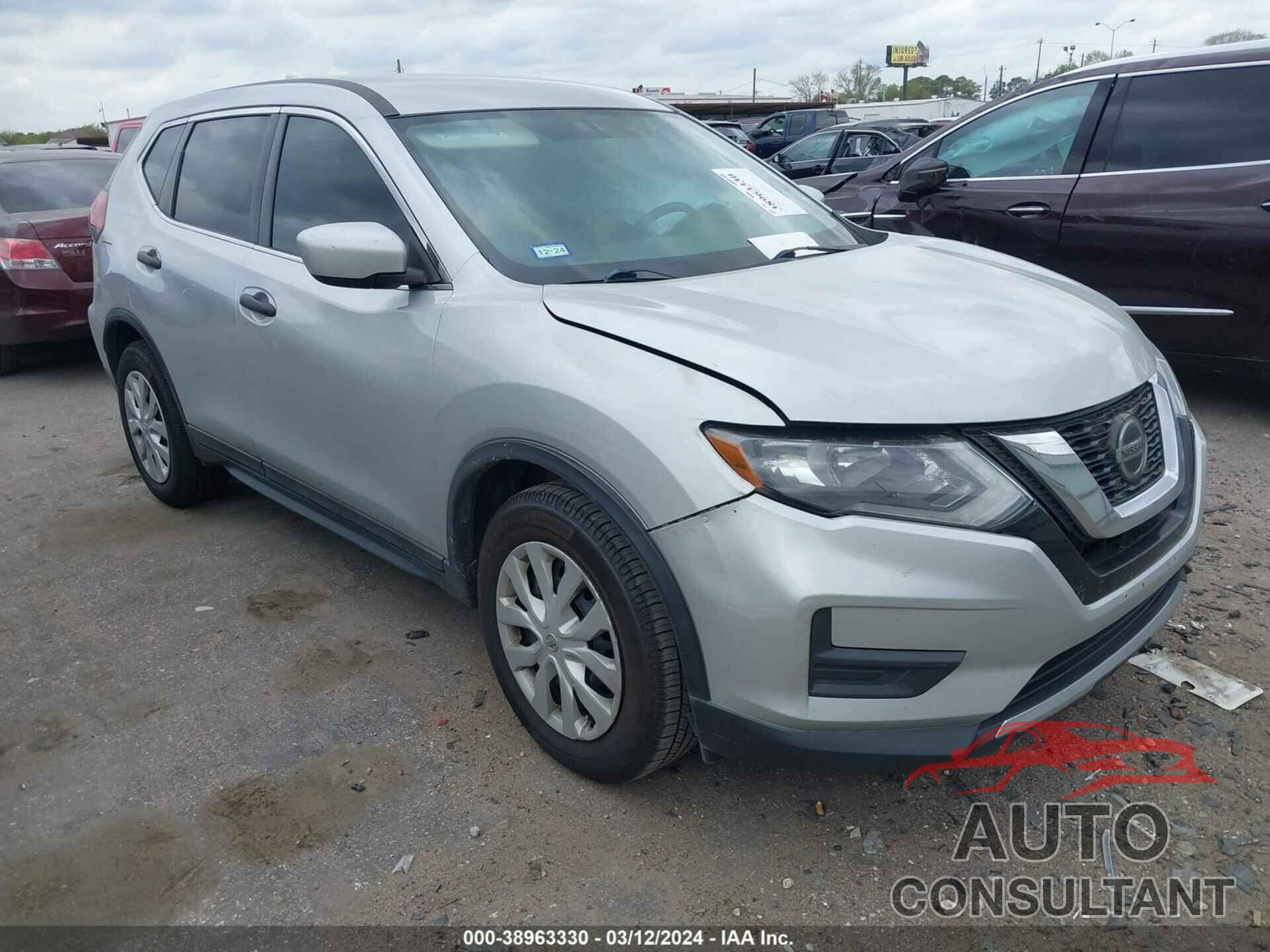 NISSAN ROGUE 2018 - 5N1AT2MTXJC700289