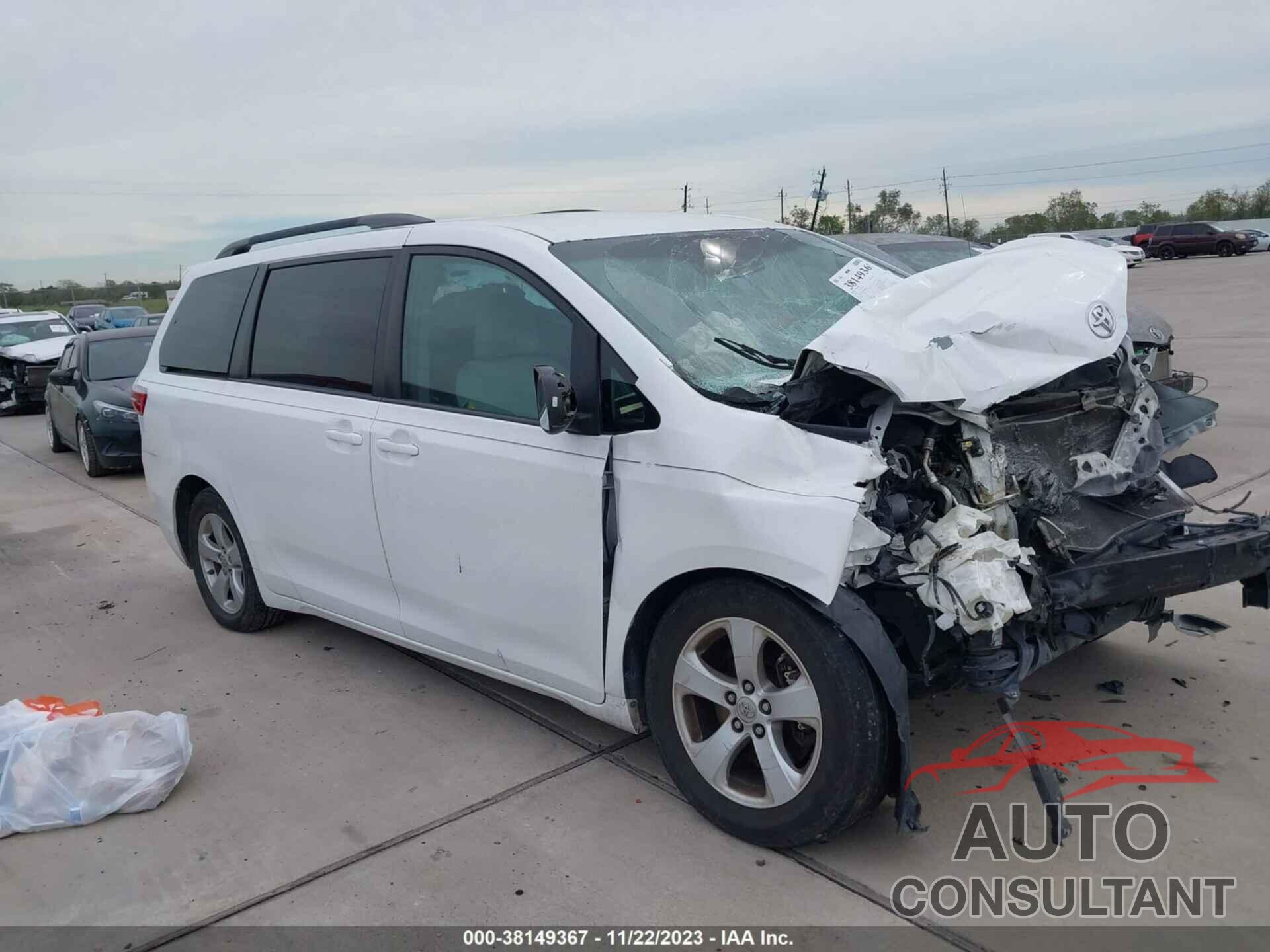 TOYOTA SIENNA 2017 - 5TDKZ3DC7HS840886