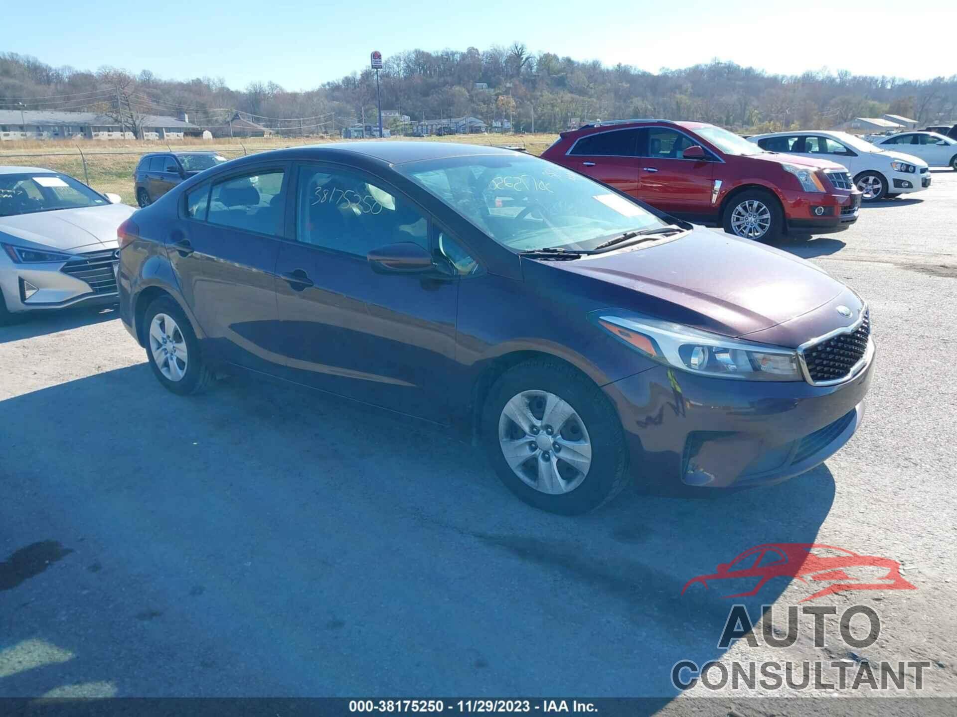 KIA FORTE 2018 - 3KPFK4A71JE167371