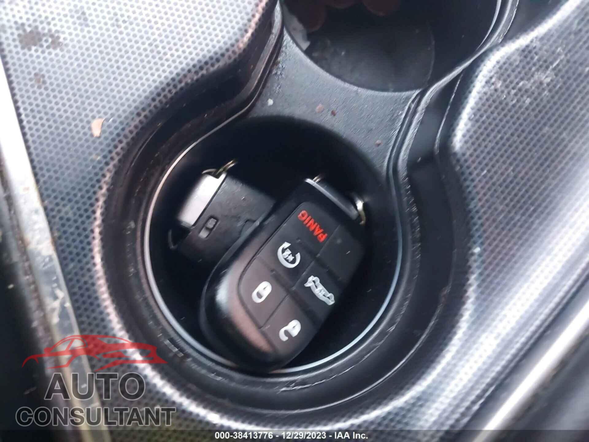 DODGE CHALLENGER 2018 - 2C3CDZDJ3JH332735
