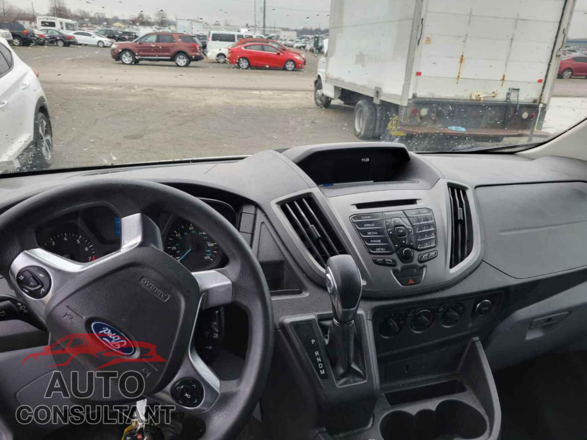 FORD TRANSIT 2019 - 1FTYR2CM3KKA04831