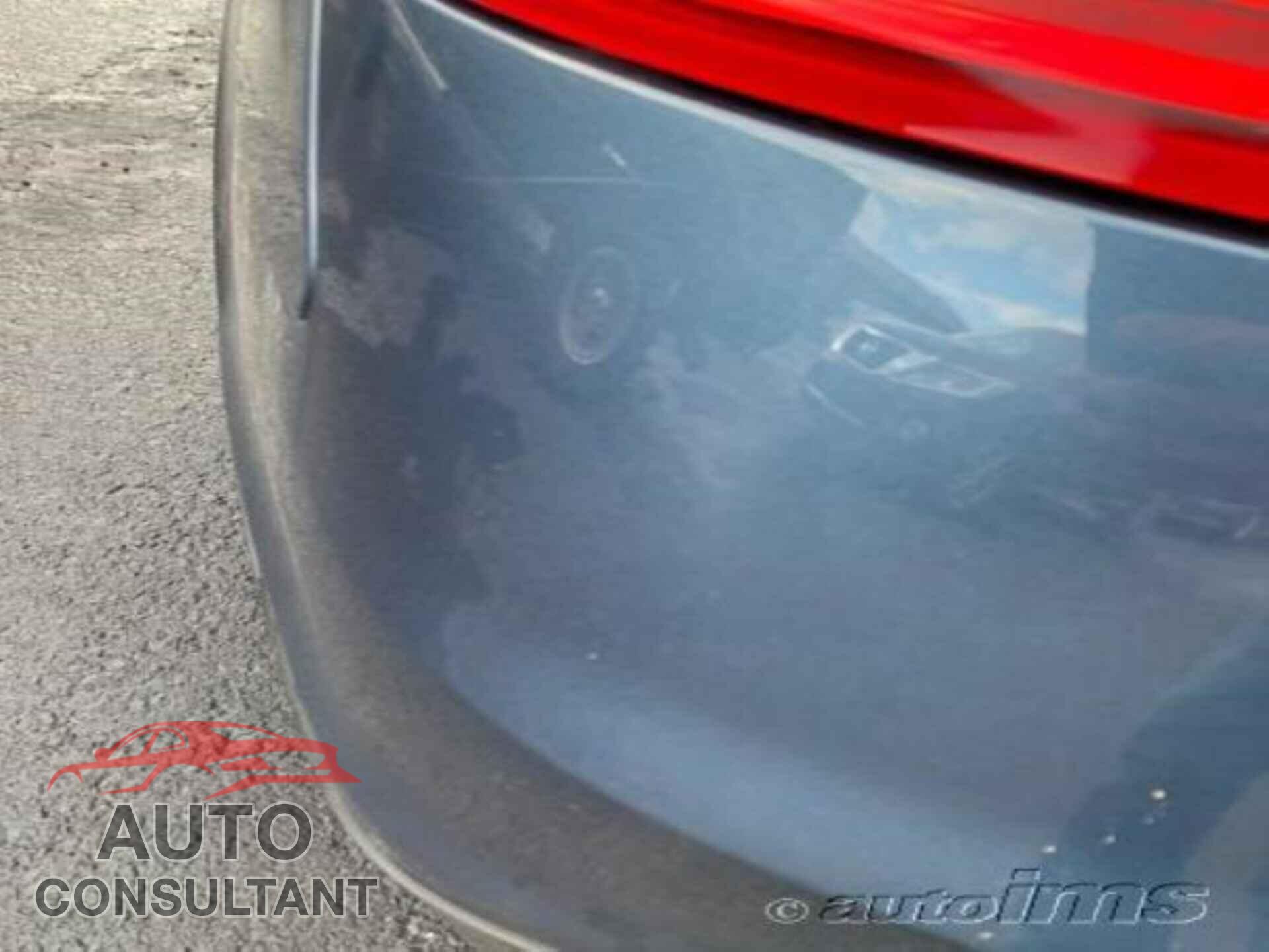 FORD TAURUS 2019 - 1FAHP2D85KG117907
