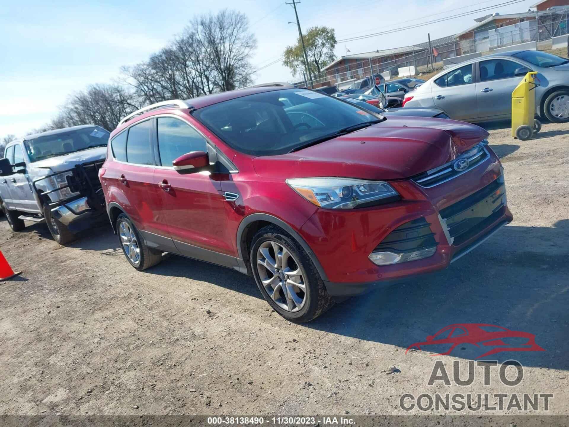 FORD ESCAPE 2015 - 1FMCU0JX2FUC03708