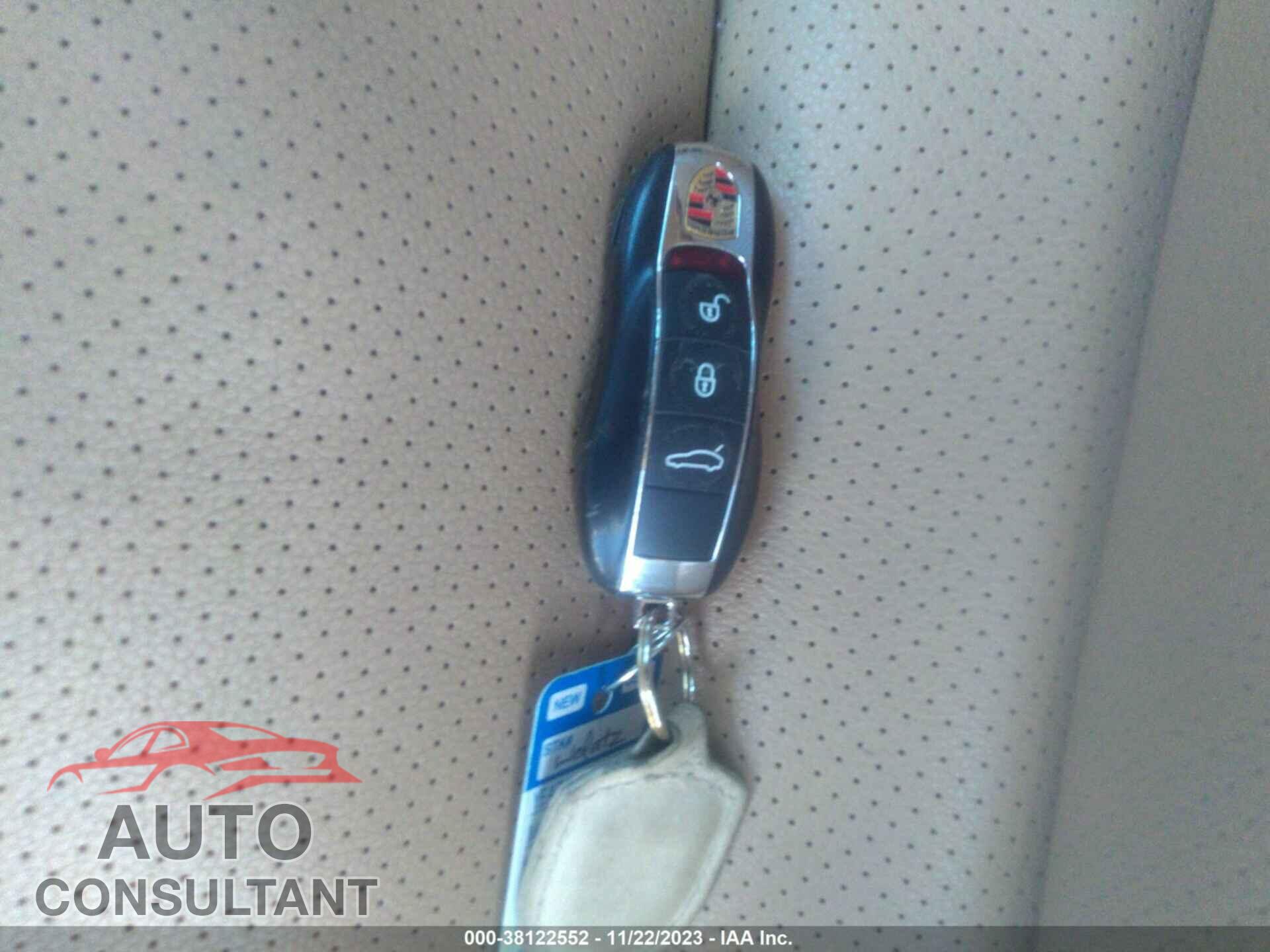 PORSCHE PANAMERA 2015 - WP0AA2A71FL007345