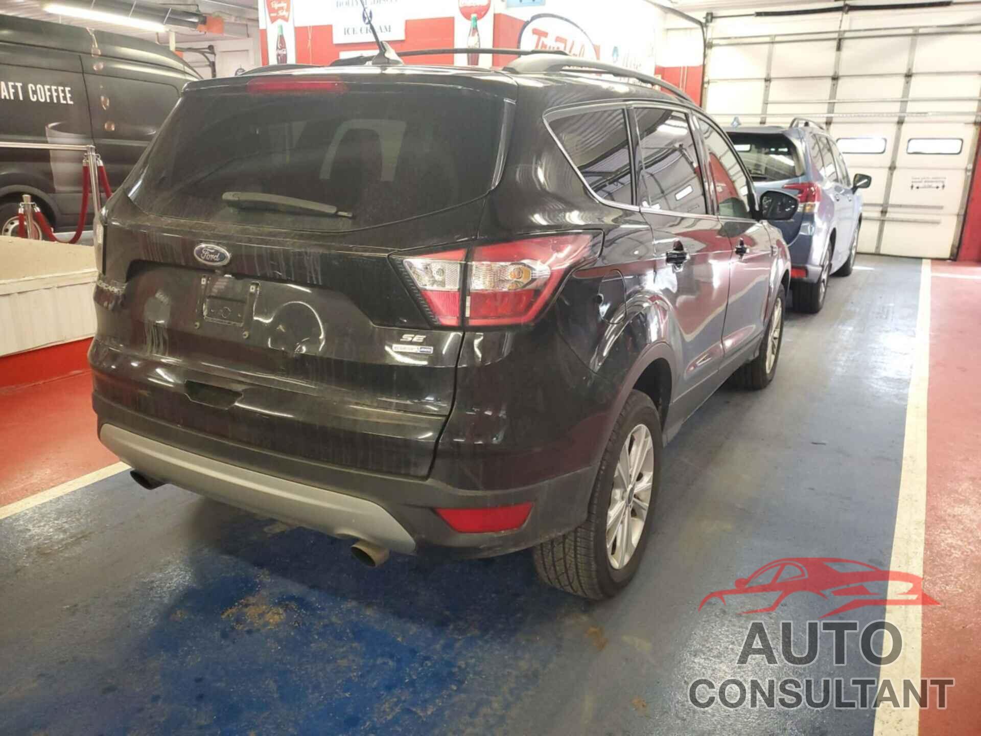 FORD ESCAPE 2018 - 1FMCU9G94JUD08210