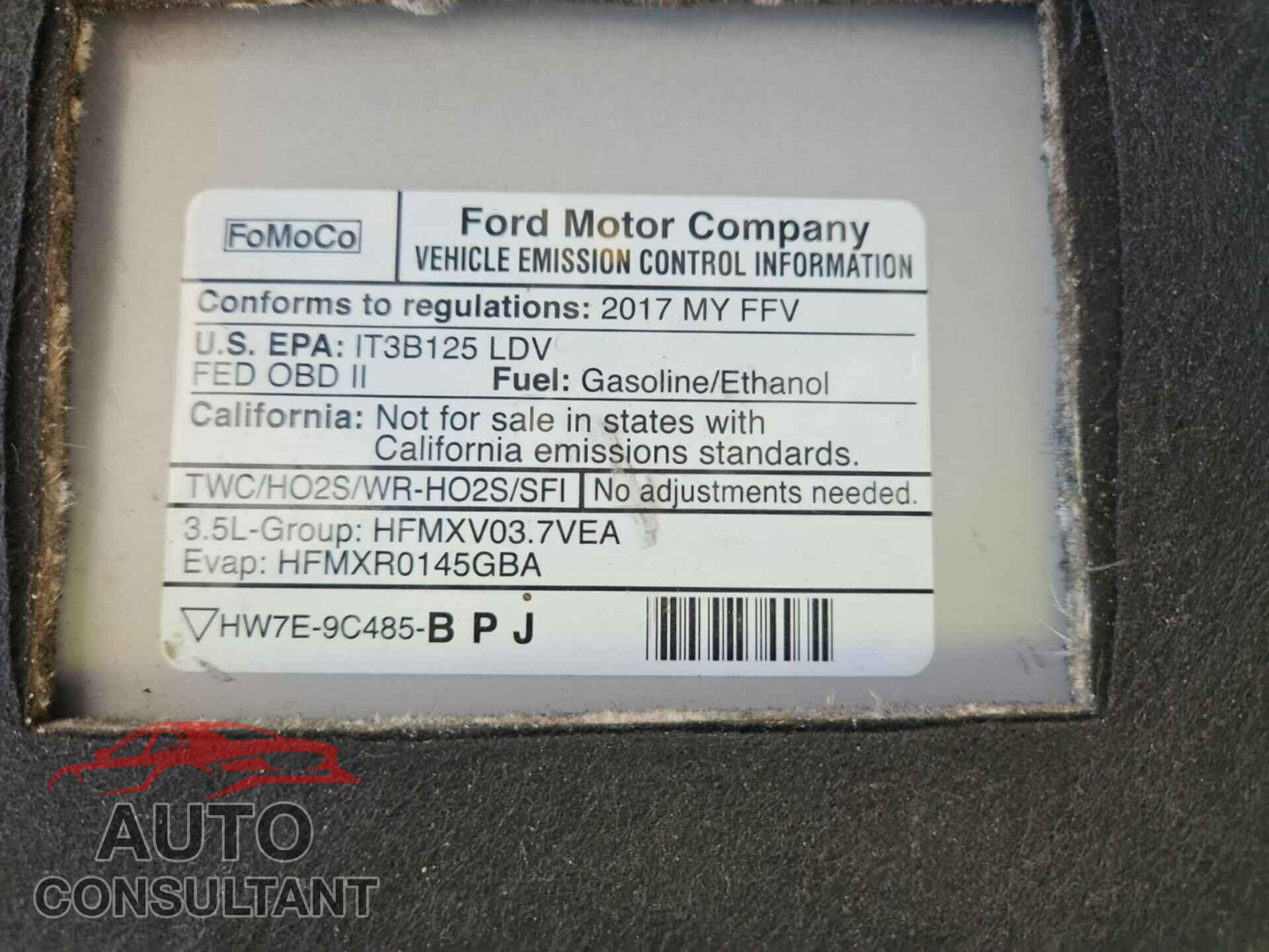 FORD TAURUS 2017 - 1FAHP2H80HG128171