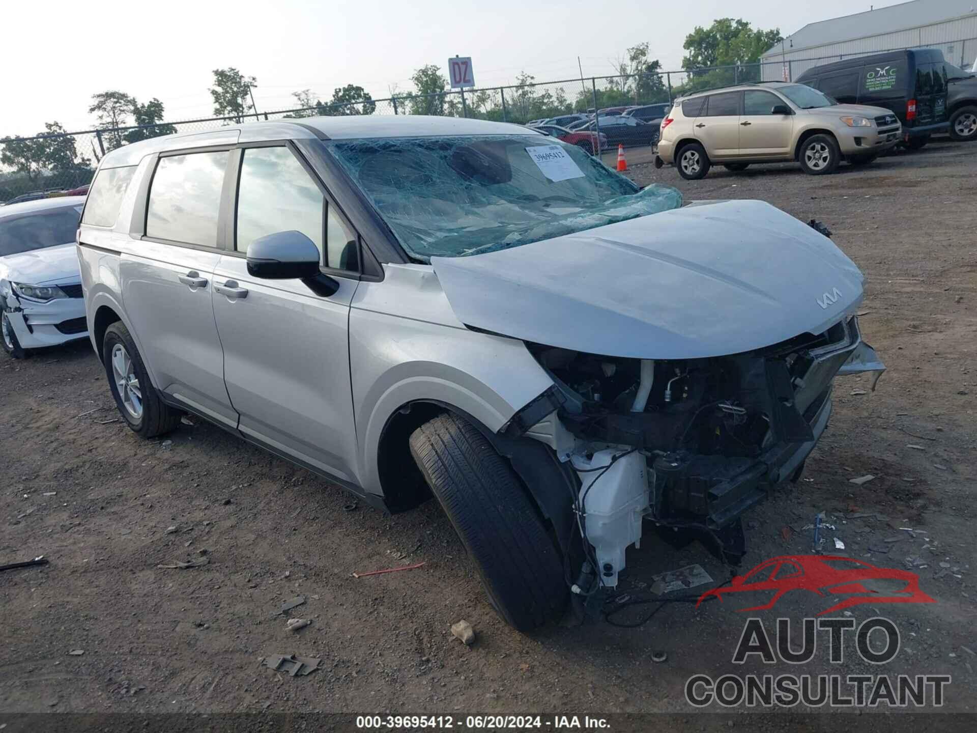 KIA CARNIVAL MPV 2022 - KNDNB4H30N6155268