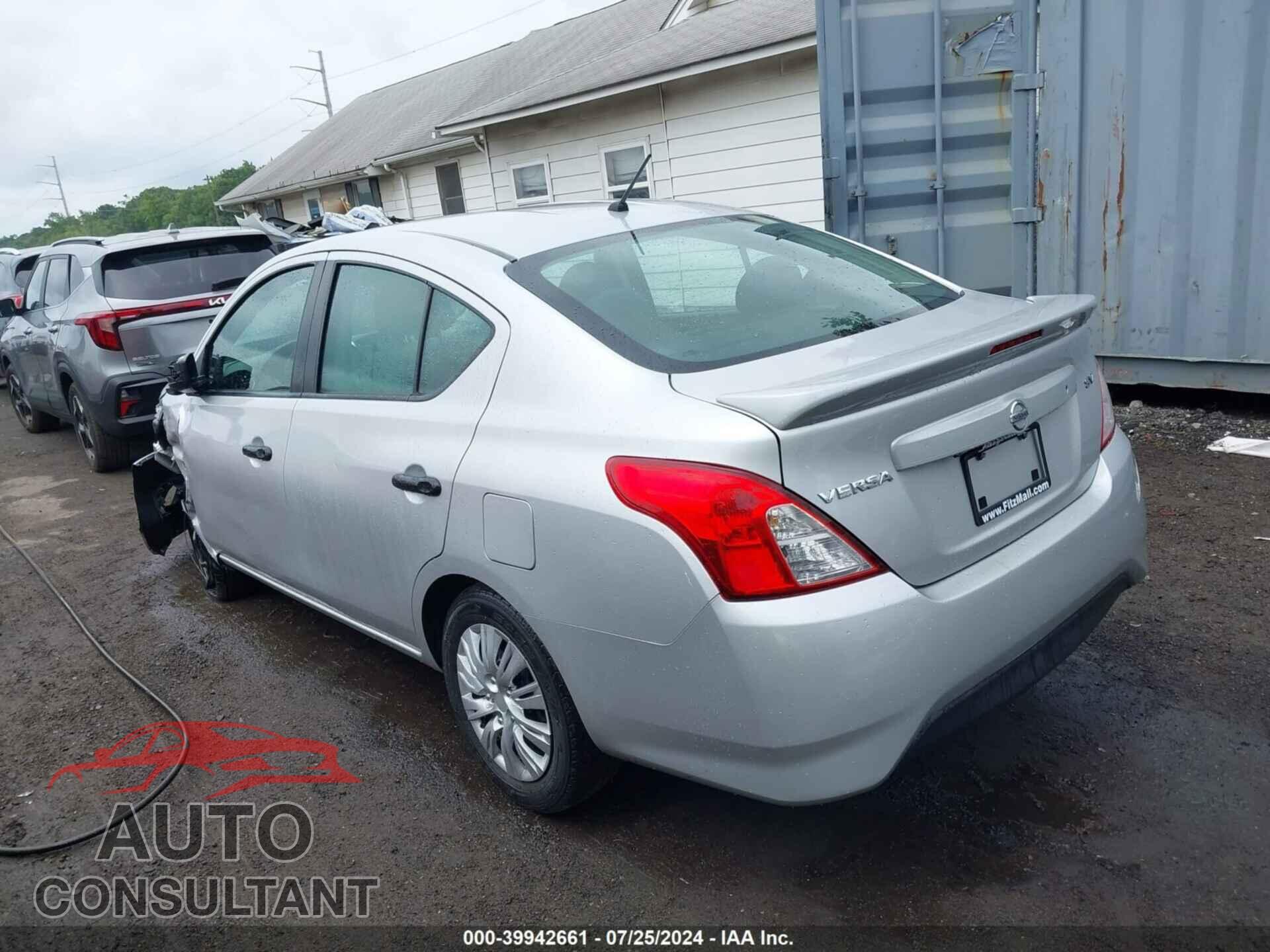 NISSAN VERSA 2019 - 3N1CN7AP3KL863662