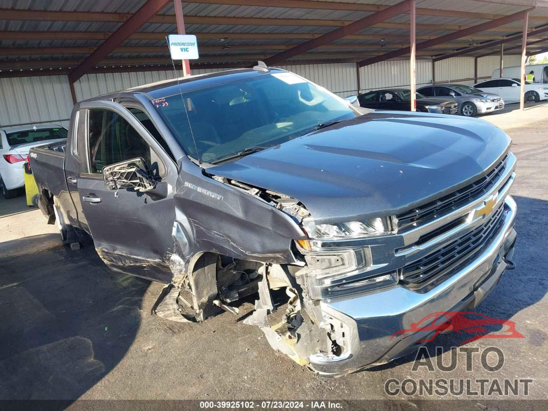 CHEVROLET SILVERADO 1500 2021 - 1GCUYDED7MZ361854