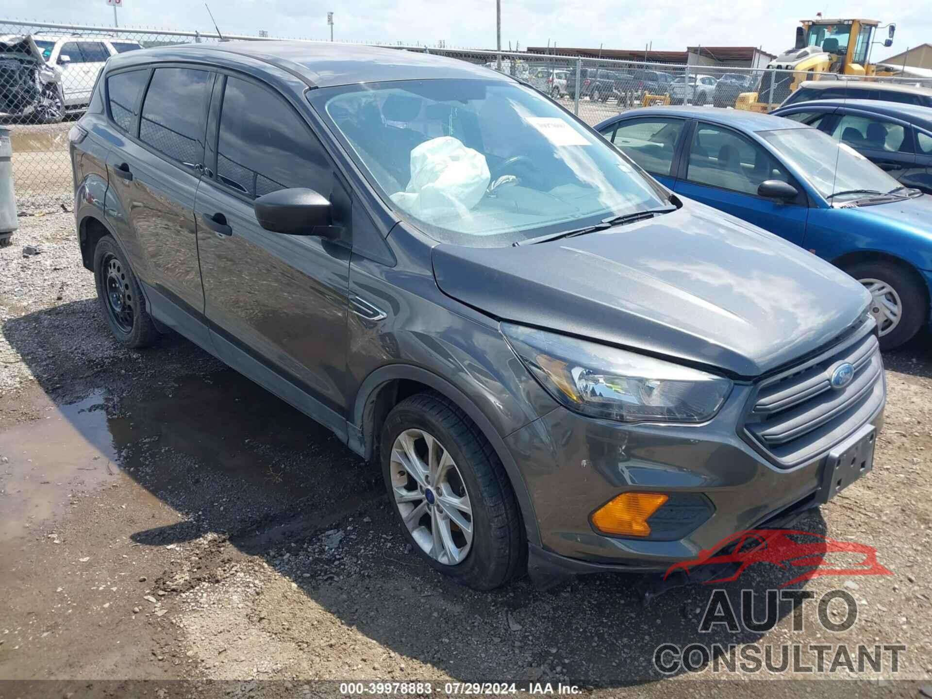 FORD ESCAPE 2018 - 1FMCU0F77JUC06847