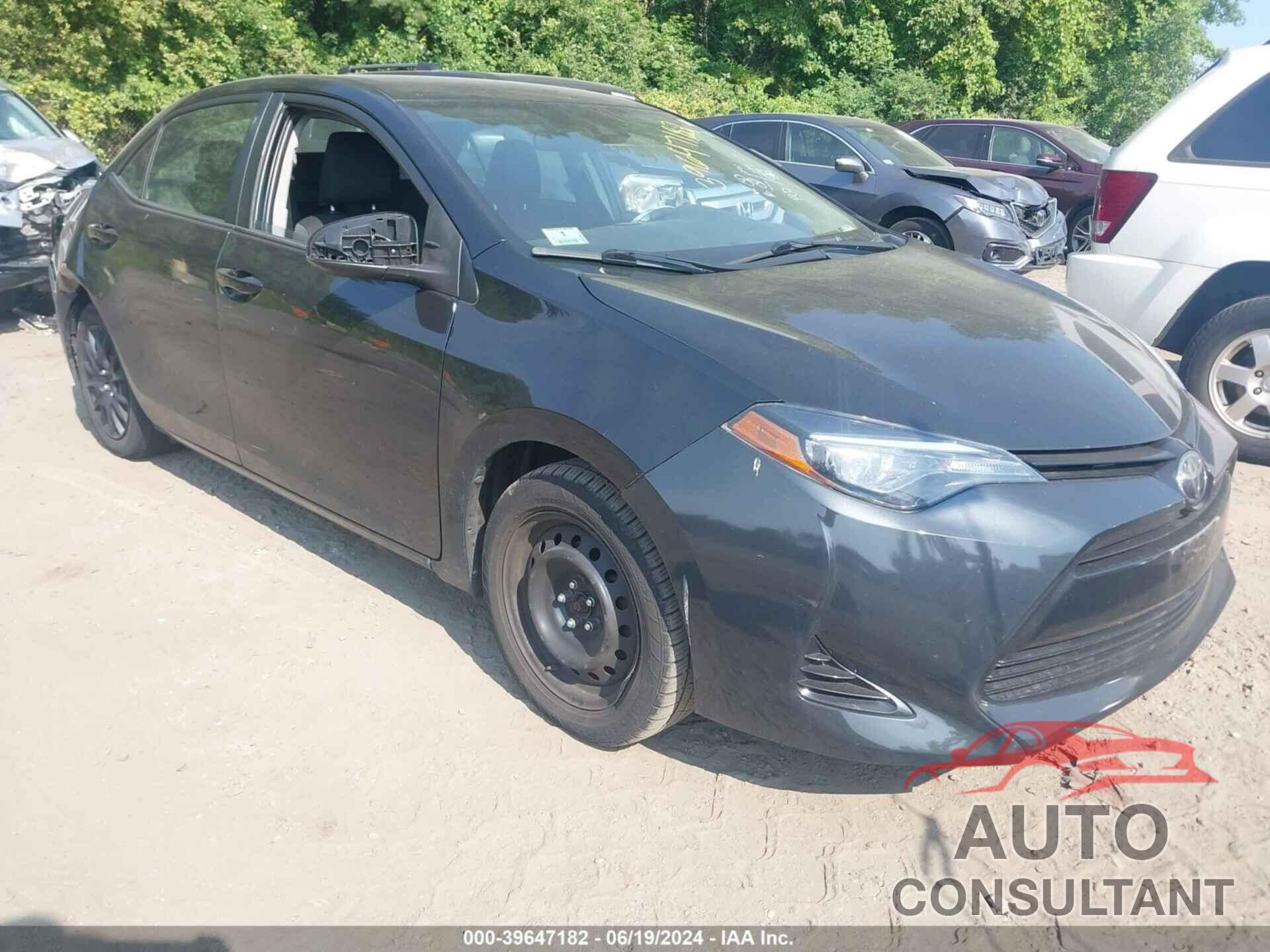 TOYOTA COROLLA 2018 - 2T1BURHE1JC975213