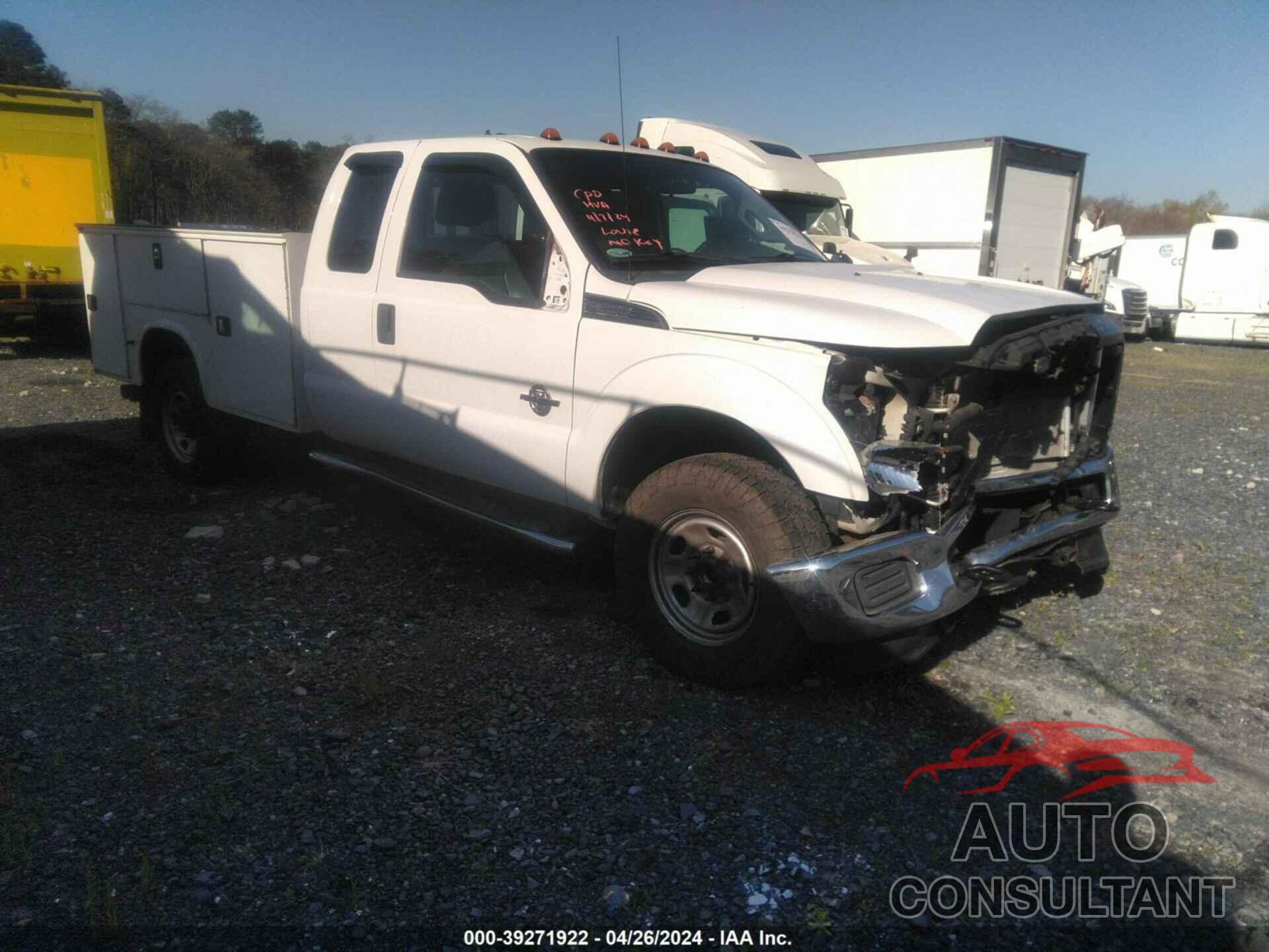 FORD F-350 CHASSIS 2015 - 1FD8X3FT2FEA78174