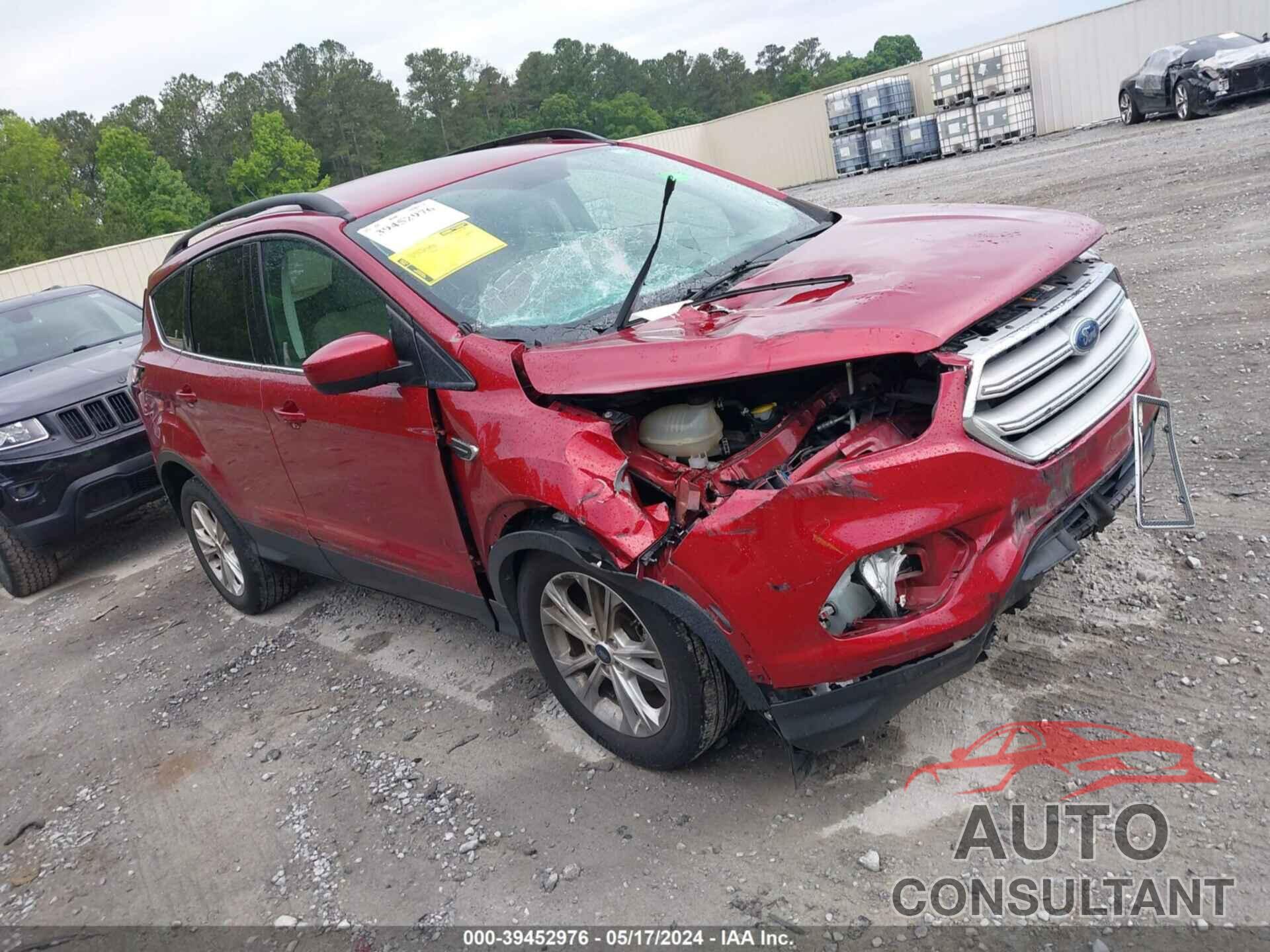 FORD ESCAPE 2018 - 1FMCU0GD7JUB35752