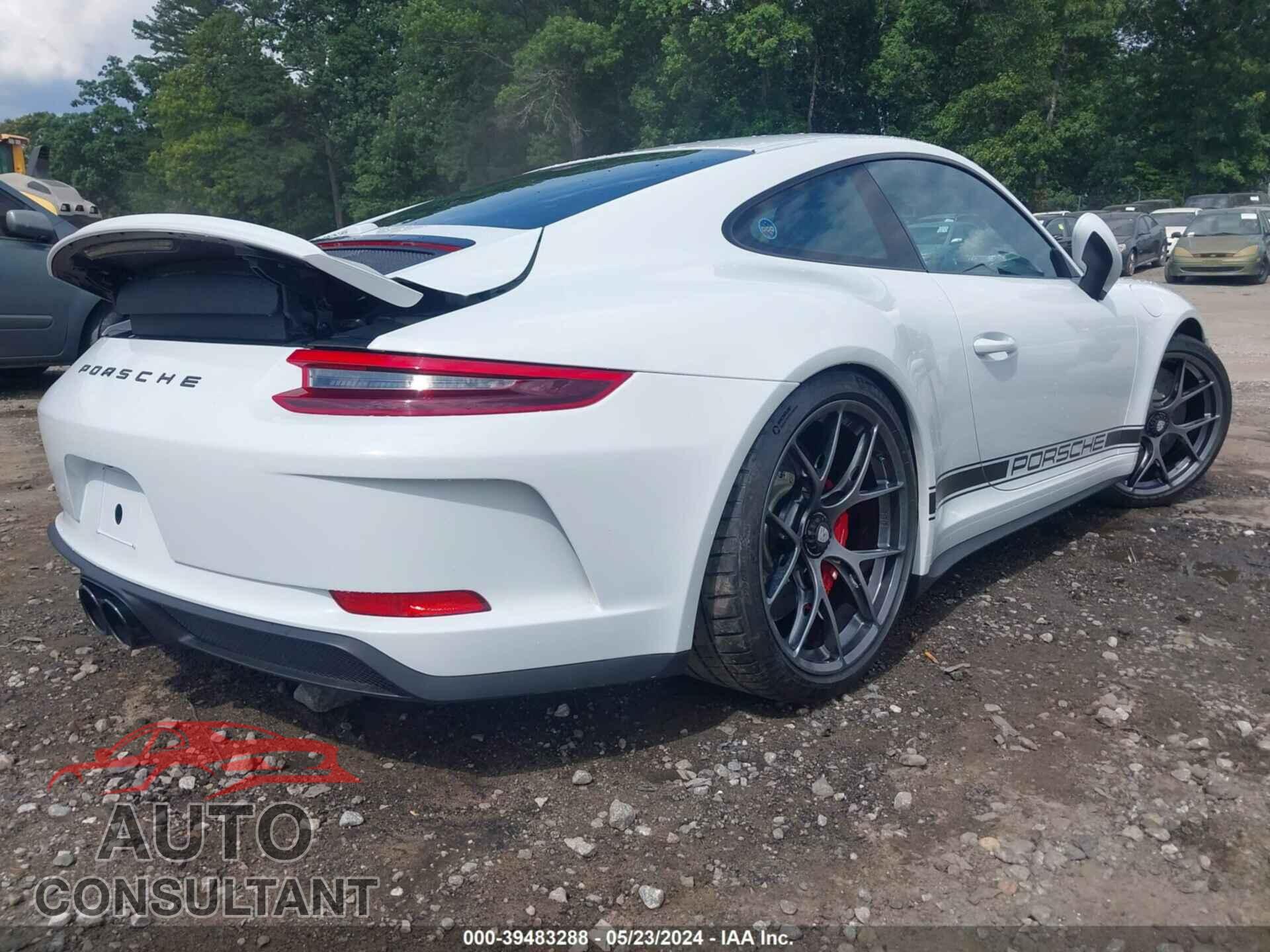 PORSCHE 911 2018 - WP0AC2A93JS175157