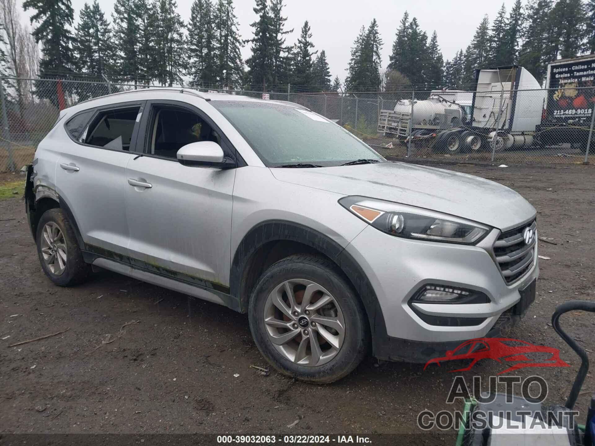 HYUNDAI TUCSON 2018 - KM8J3CA41JU767893