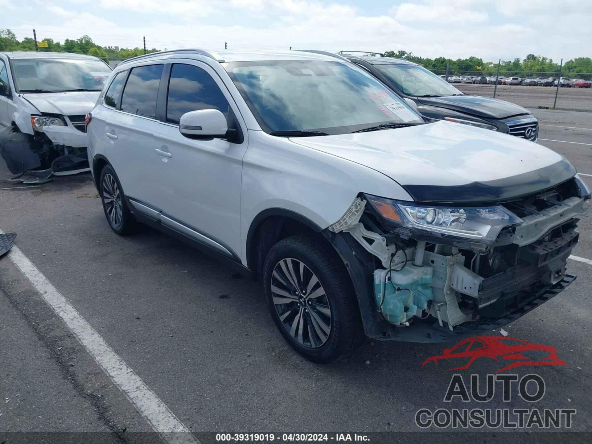 MITSUBISHI OUTLANDER 2020 - JA4AD3A32LZ031313