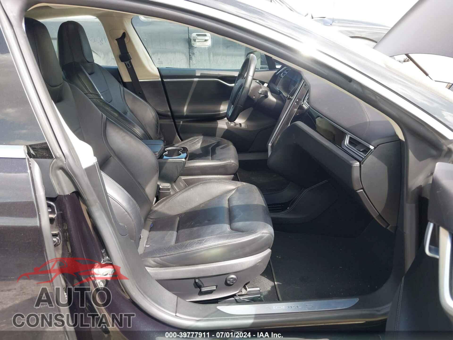 TESLA MODEL S 2016 - 5YJSA1E15GF130249
