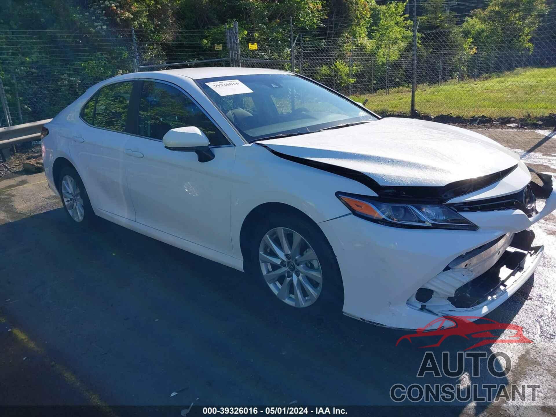 TOYOTA CAMRY 2018 - 4T1B11HK7JU059943