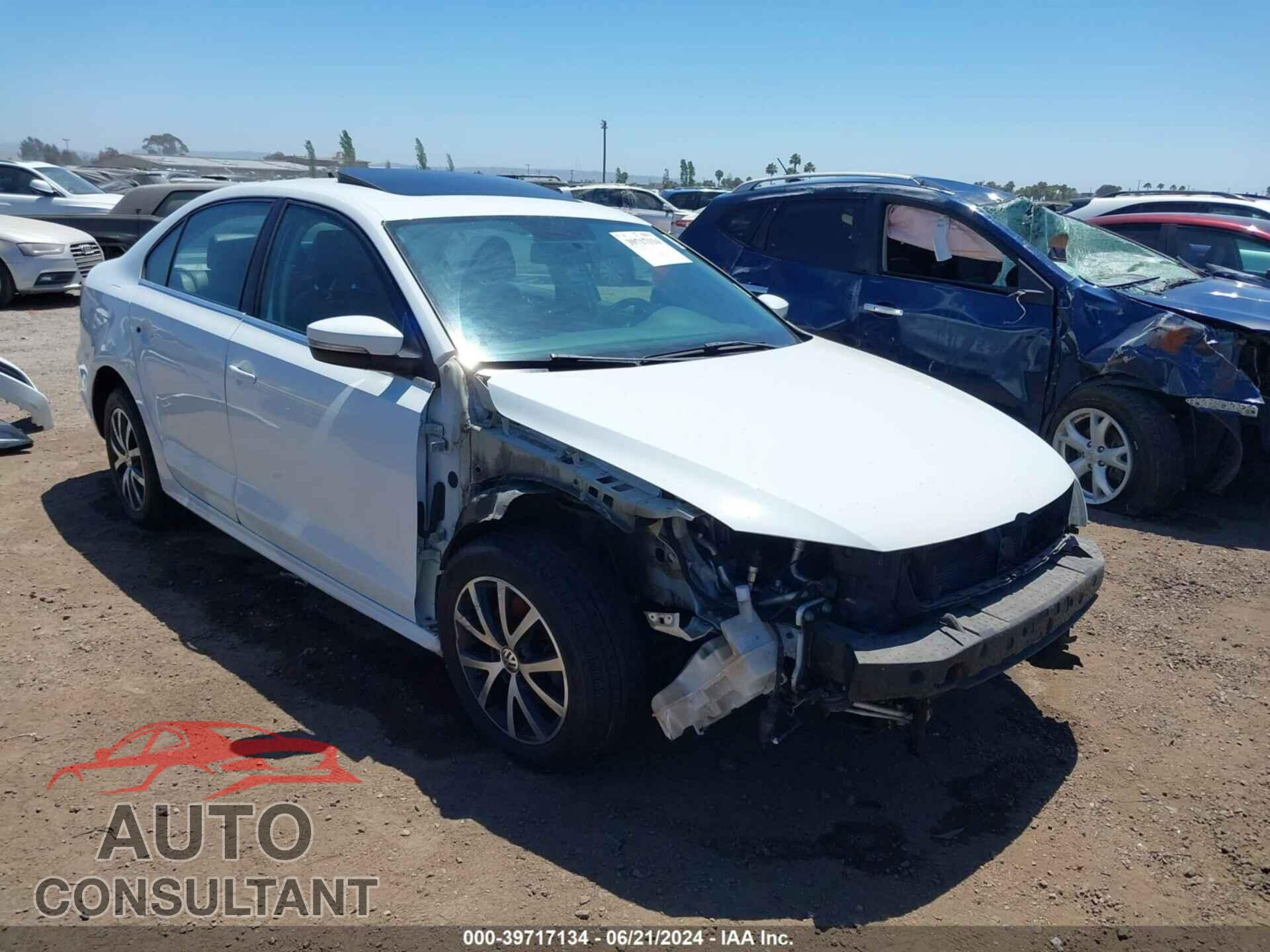 VOLKSWAGEN JETTA 2017 - 3VWDB7AJ9HM295763