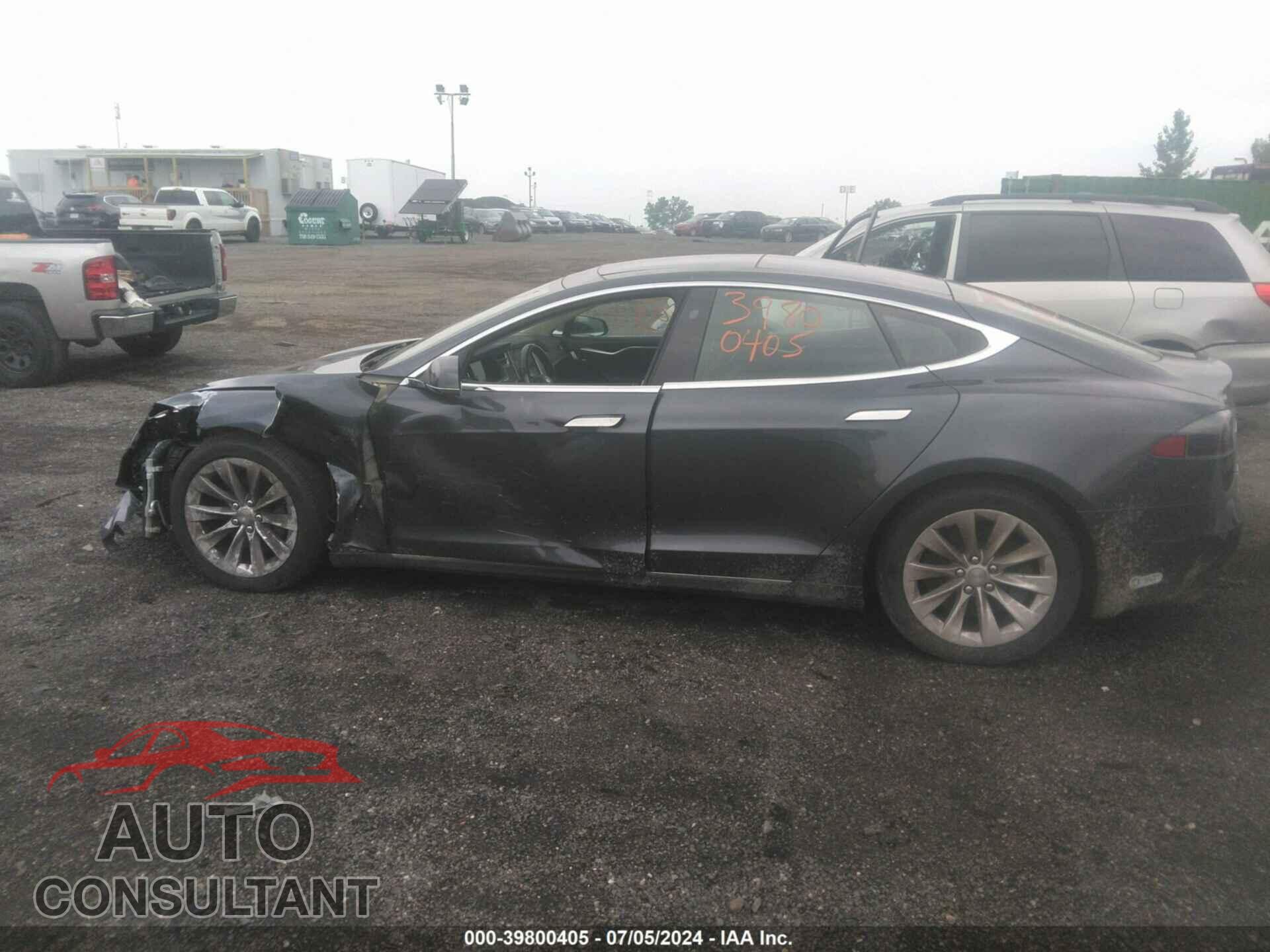 TESLA MODEL S 2017 - 5YJSA1E21HF186599
