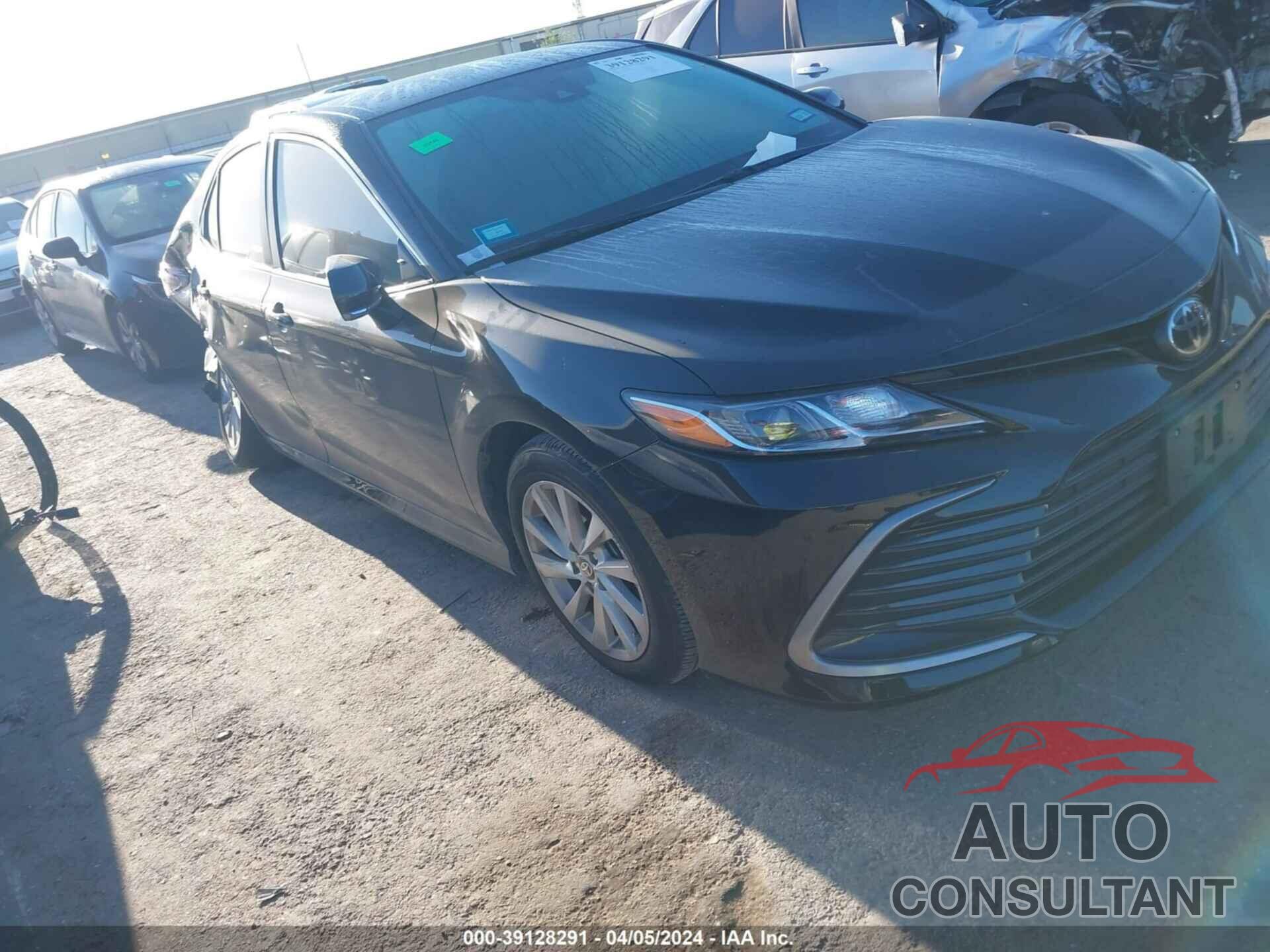 TOYOTA CAMRY 2022 - 4T1R11AK9NU670054