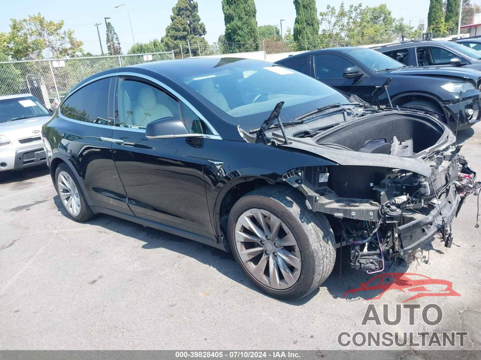 TESLA MODEL X 2020 - 5YJXCDE2XLF305177