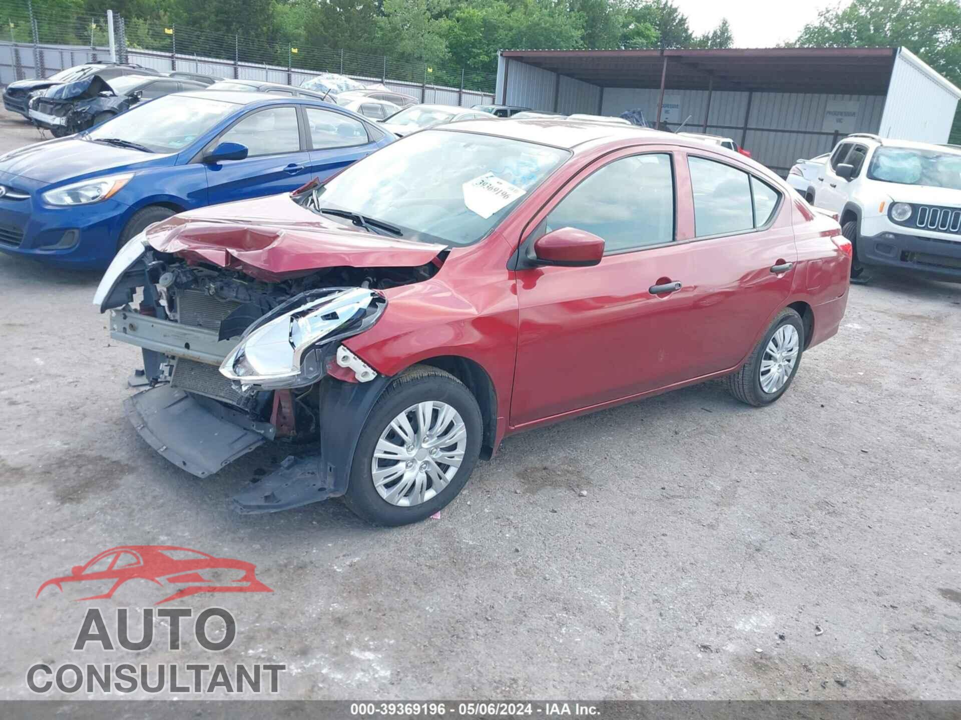 NISSAN VERSA 2017 - 3N1CN7AP1HL853589