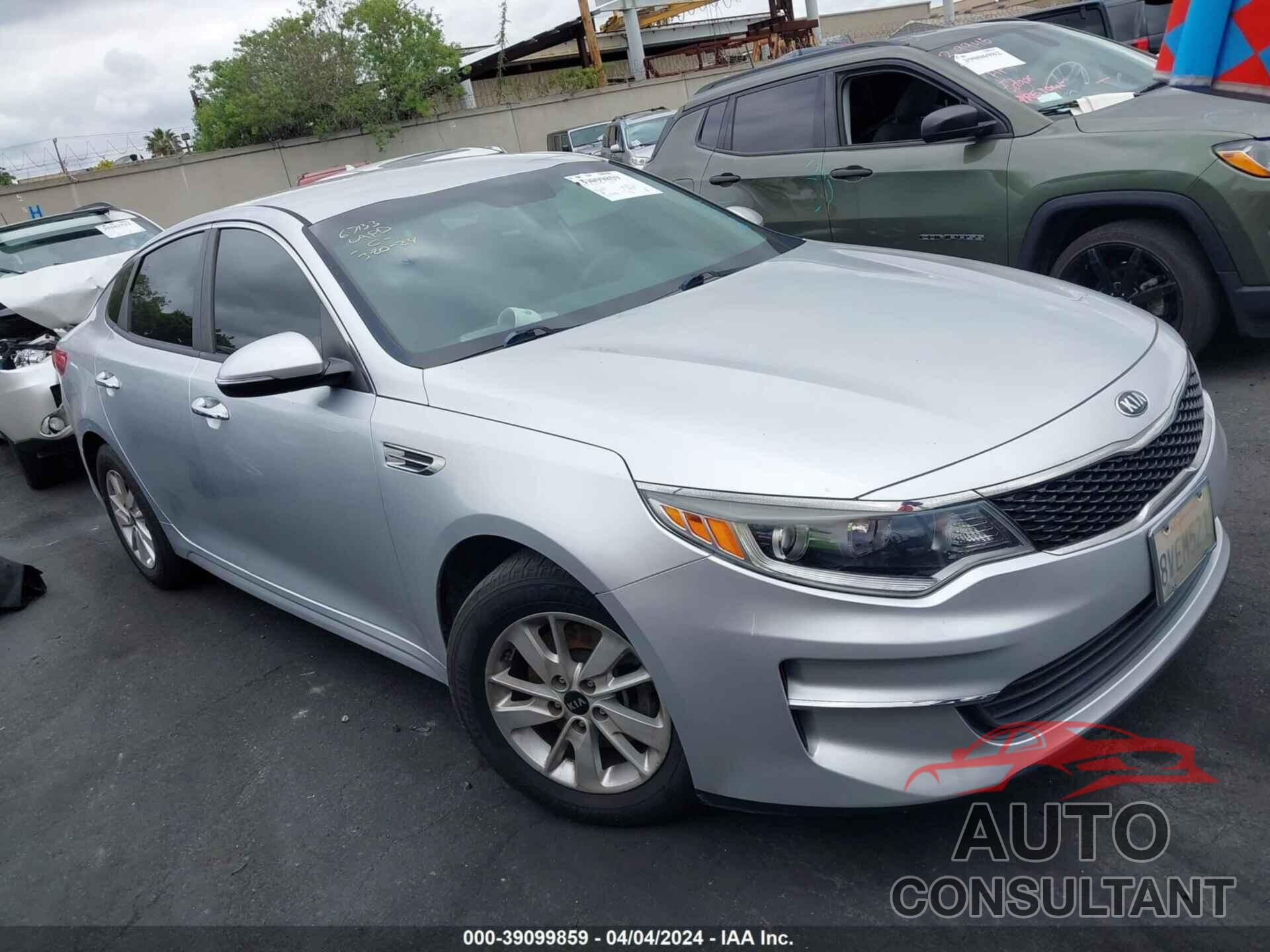 KIA OPTIMA 2018 - 5XXGT4L31JG229578