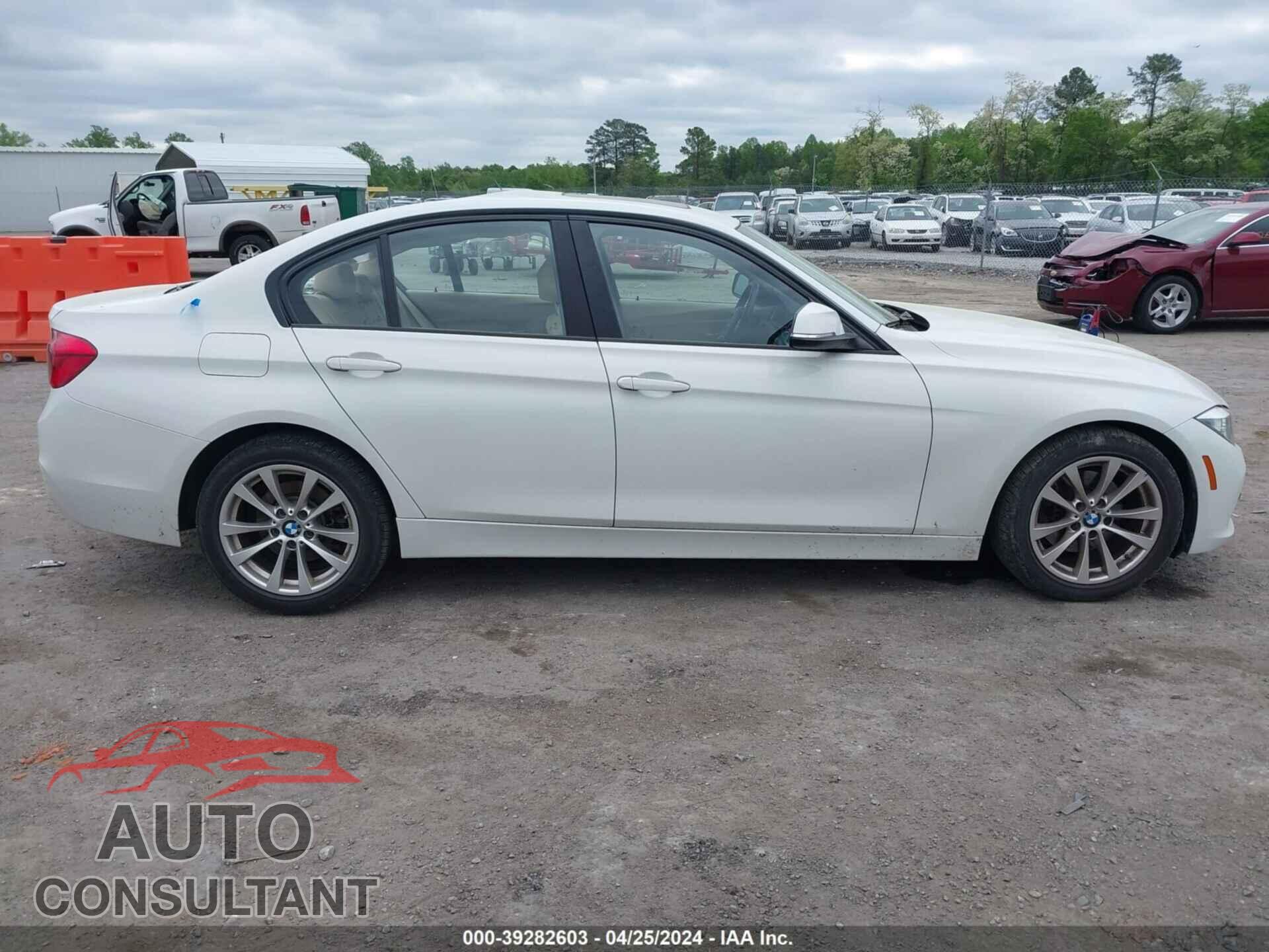 BMW 320I 2016 - WBA8E5G51GNU19391