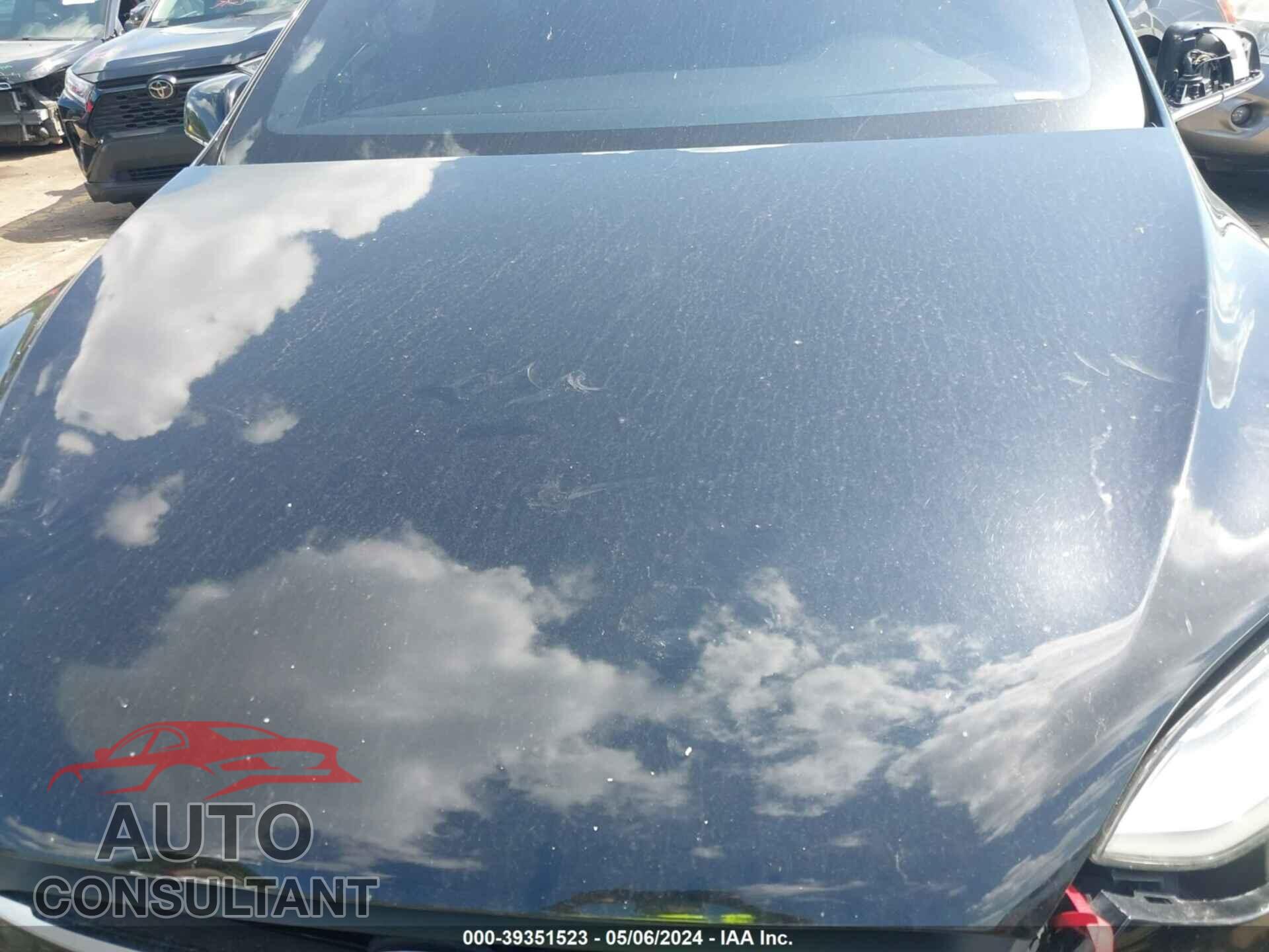 TESLA MODEL X 2017 - 5YJXCAE2XHF040475