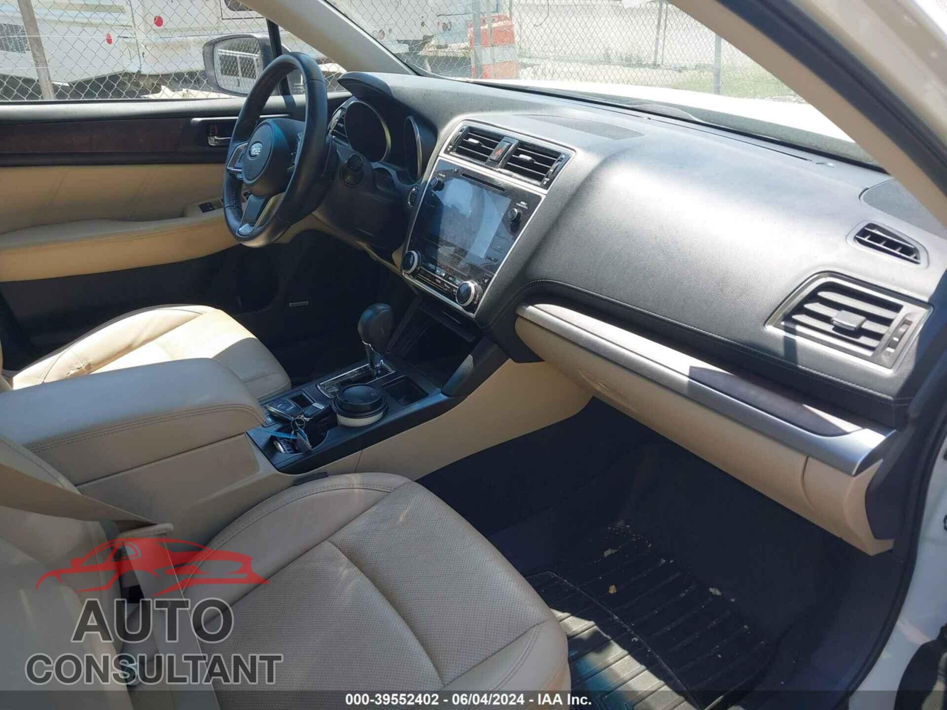 SUBARU OUTBACK 2018 - 4S4BSAKC7J3297649