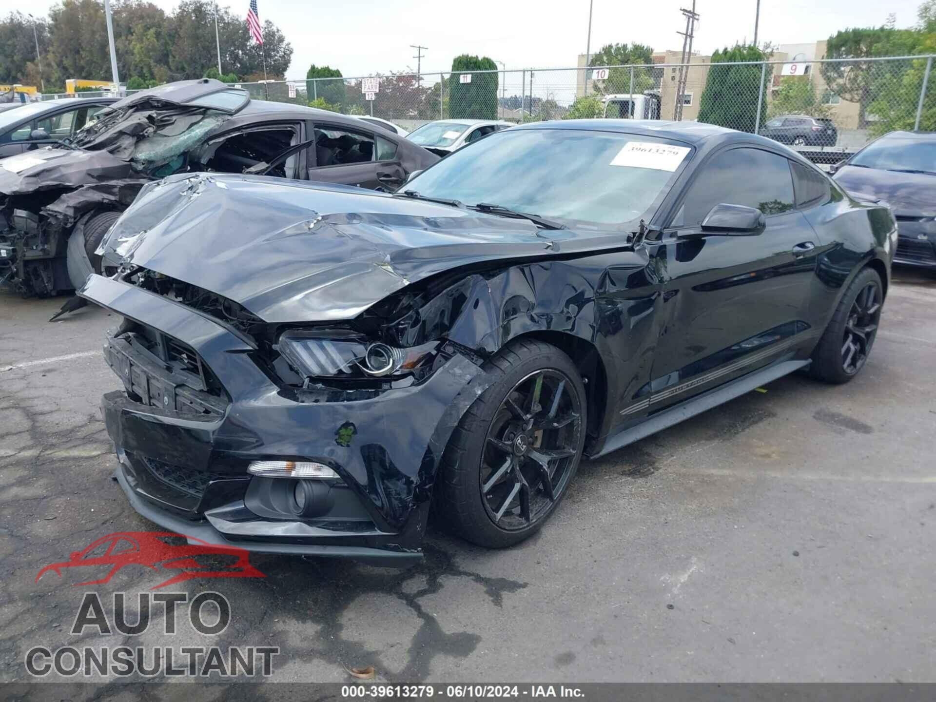 FORD MUSTANG 2015 - 1FA6P8TH2F5404022