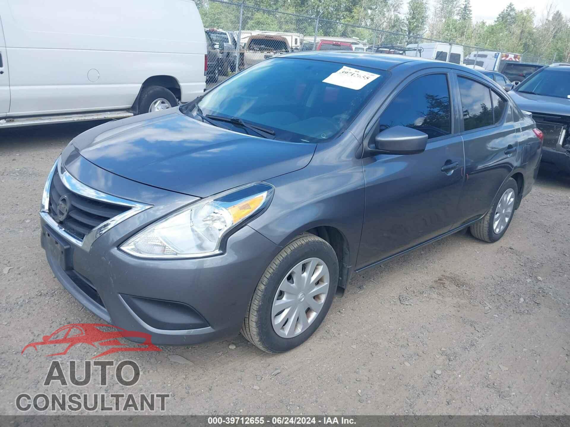 NISSAN VERSA 2017 - 3N1CN7AP3HL807973