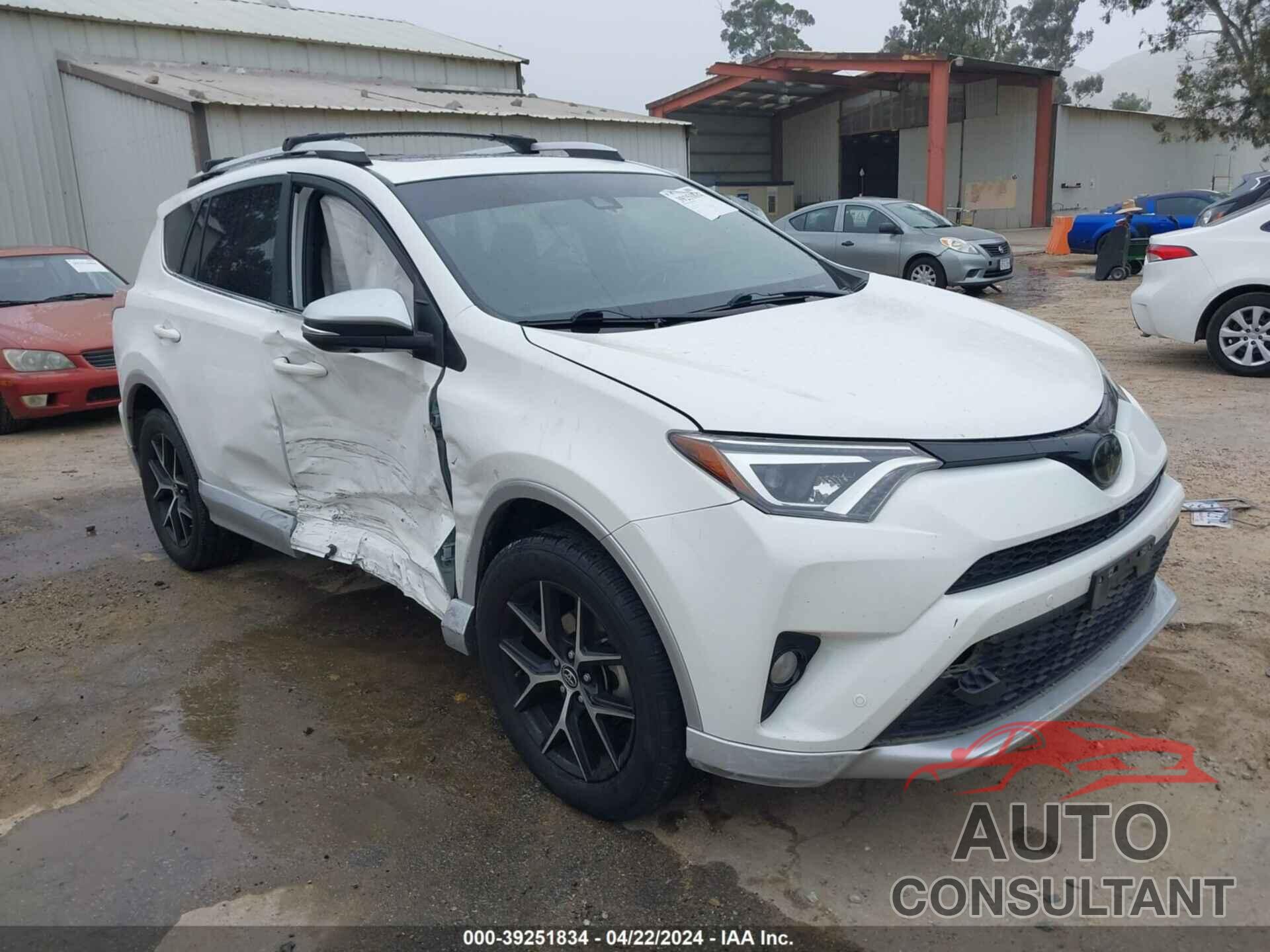 TOYOTA RAV4 2016 - JTMJFREV7GJ090571