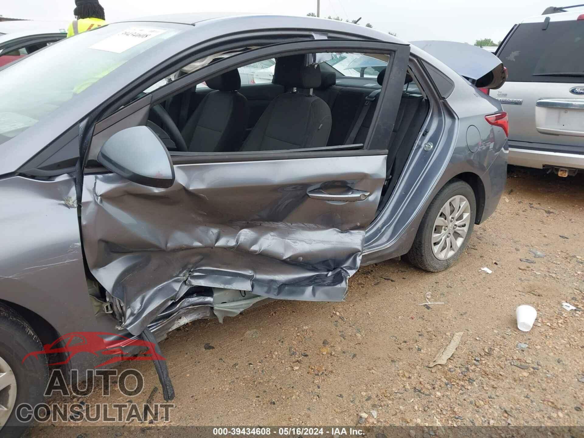 HYUNDAI ACCENT 2019 - 3KPC24A35KE047493