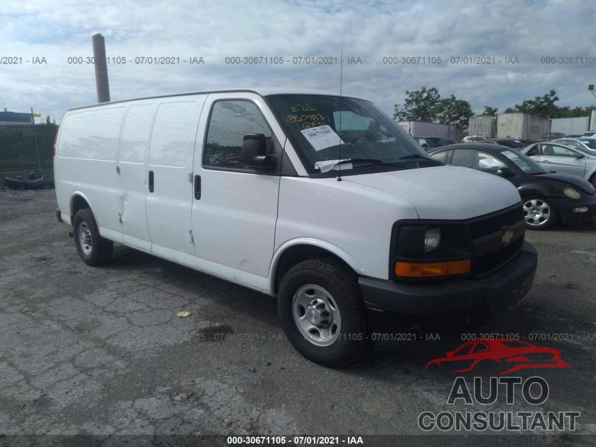 CHEVROLET EXPRESS CARGO VAN 2017 - 1GCWGBFF7H1102639