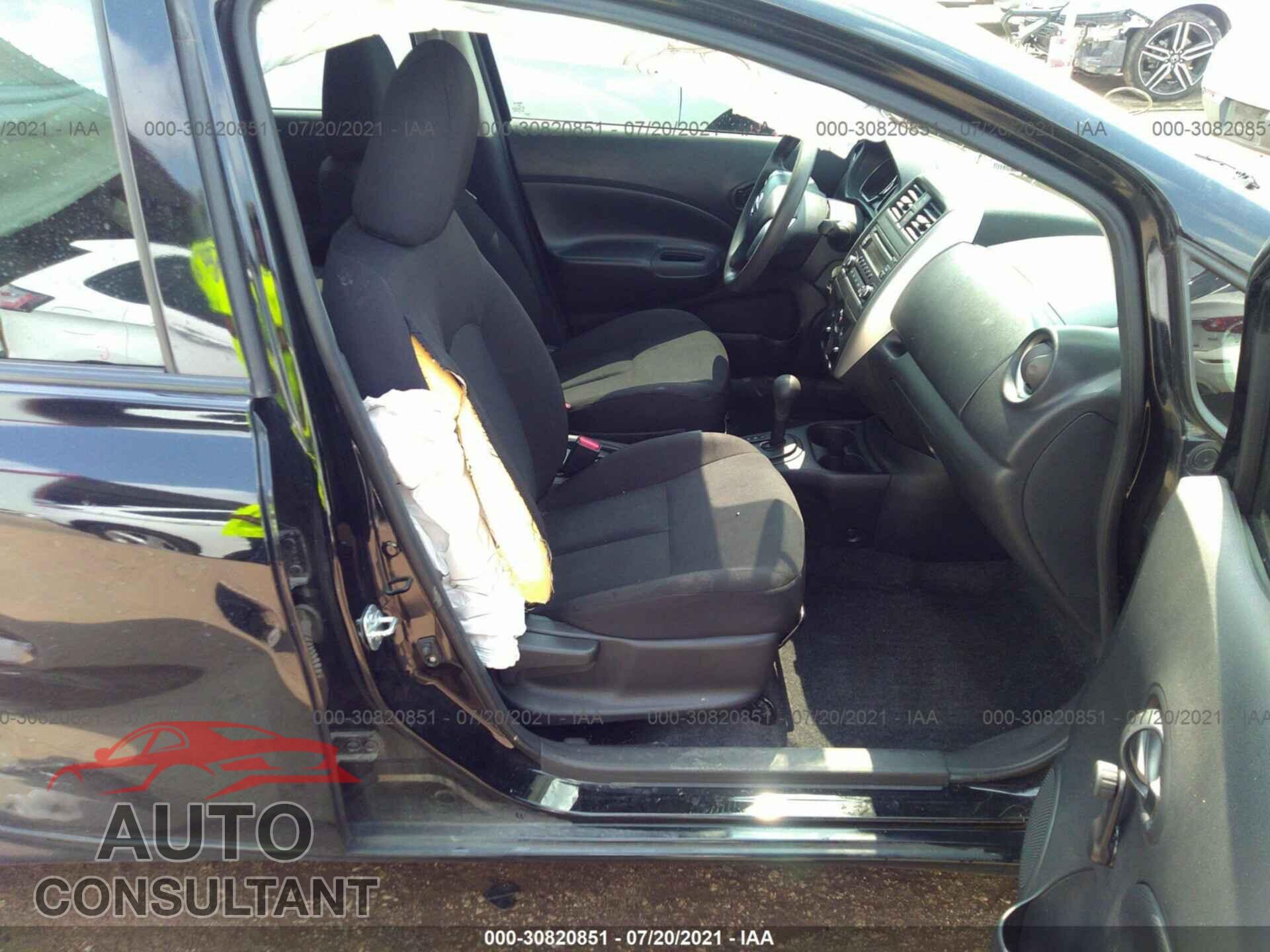 NISSAN VERSA NOTE 2016 - 3N1CE2CP7GL407185